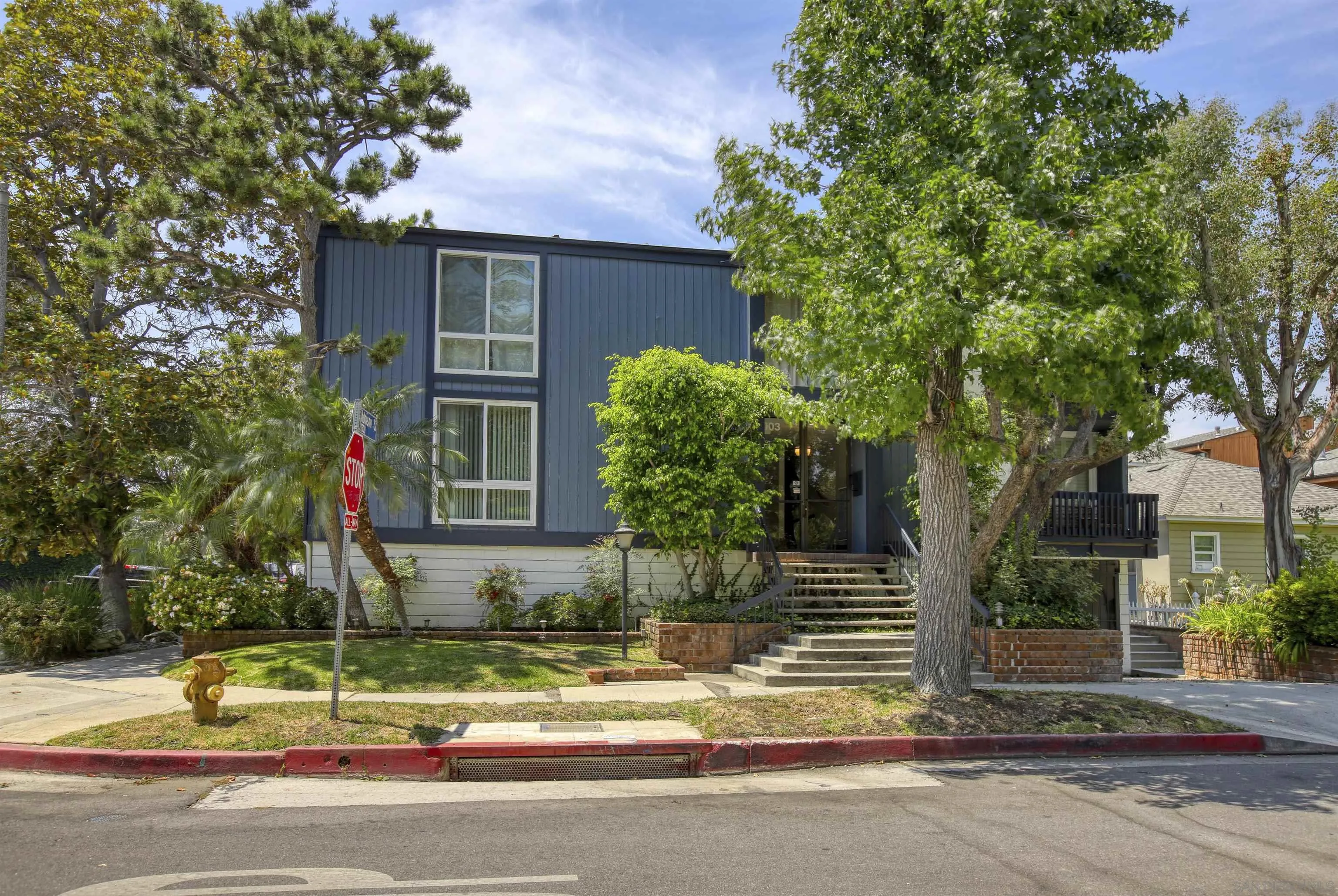 5003 Westpark Dr. Unit 203, Valley Village, CA 91601 - Main photo, Valley Village, CA