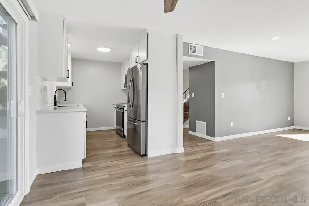 Photo #9: 260003836 Listing: Photo #9