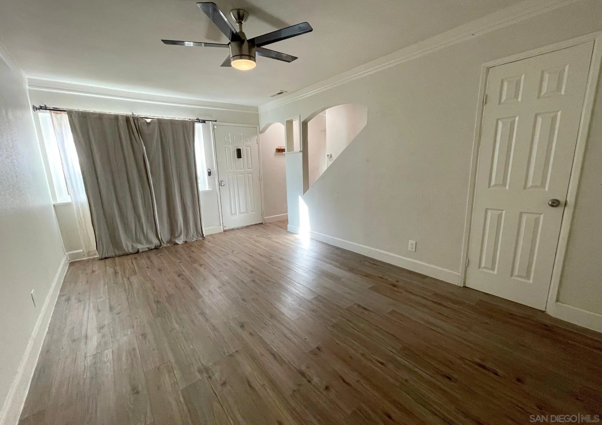 https://cdn.realtyfeed.com/cdn/127/260003845/59d7f8be17e6068ac67304e9915720e6.webp