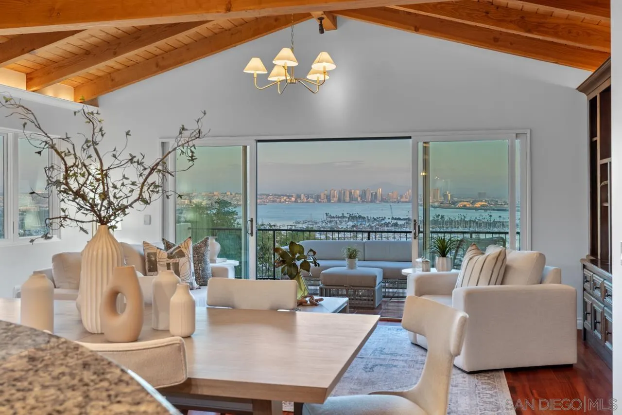 https://cdn.realtyfeed.com/cdn/127/260003852/1c9e4a8e78385f518d94e8e40250fc35.webp