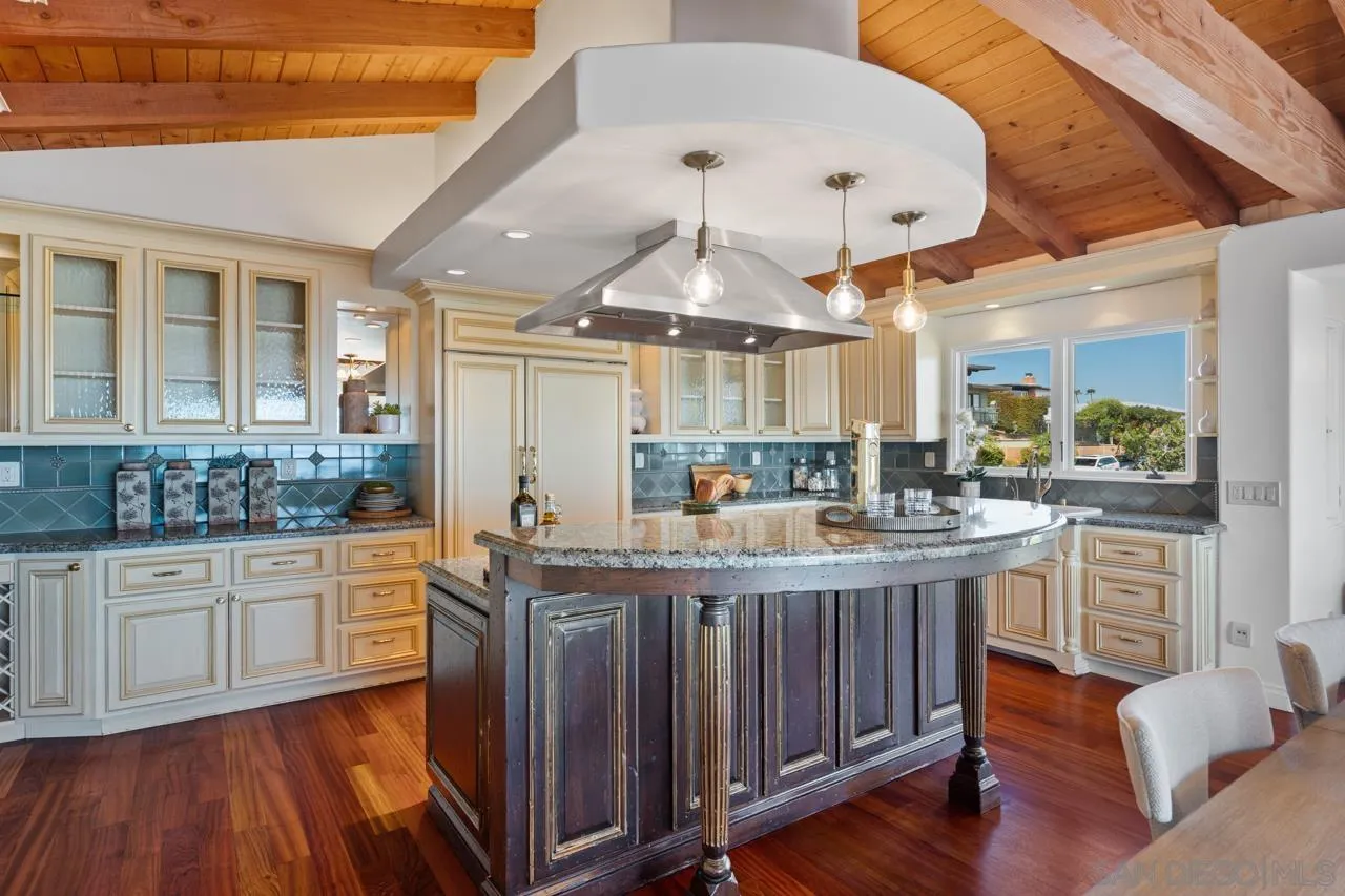 https://cdn.realtyfeed.com/cdn/127/260003852/42b167e4714900cc730698f3356d8886.webp