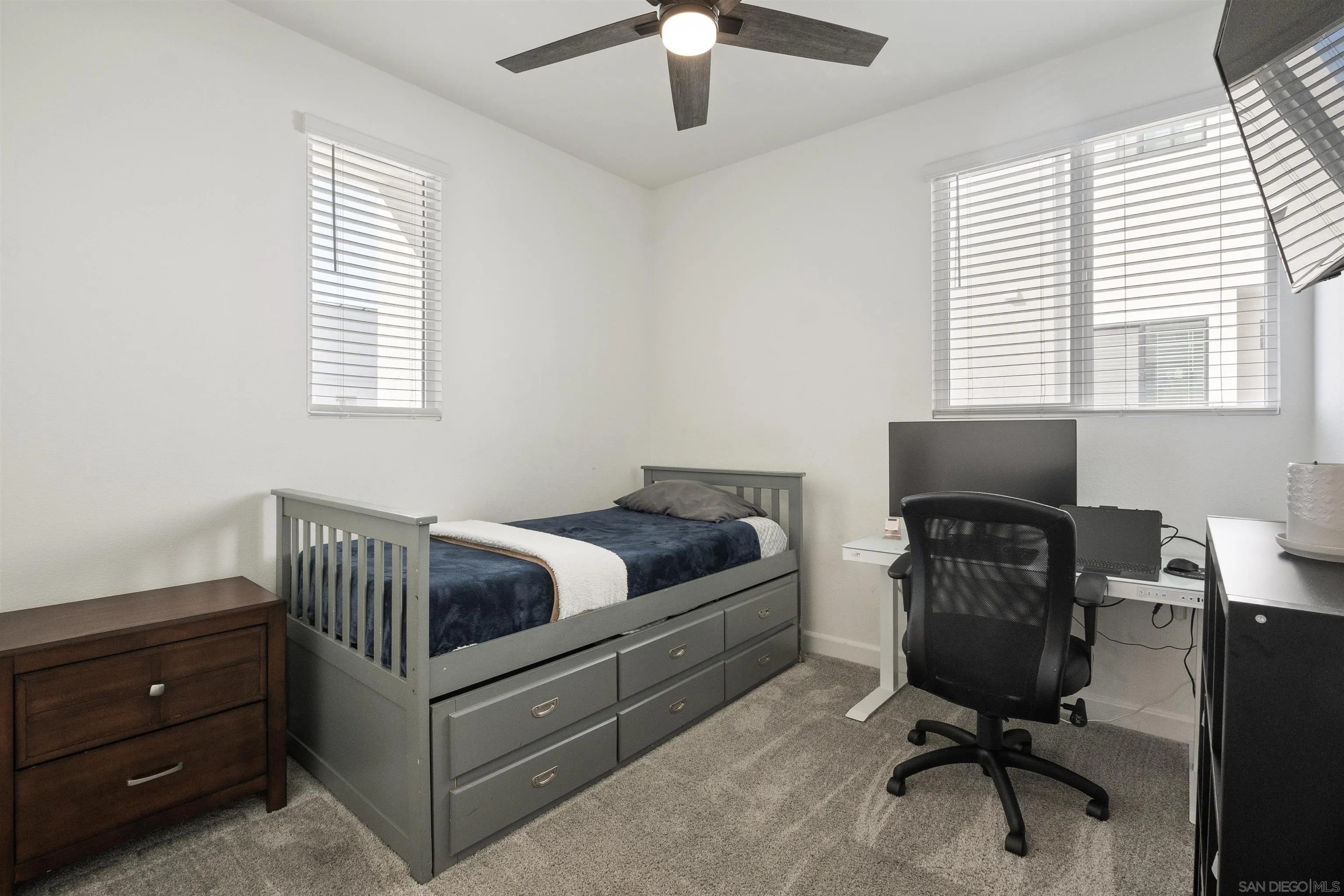 https://cdn.realtyfeed.com/cdn/127/260003854/5fd5000014a5d0d1e9eea3a0f29aef66.webp