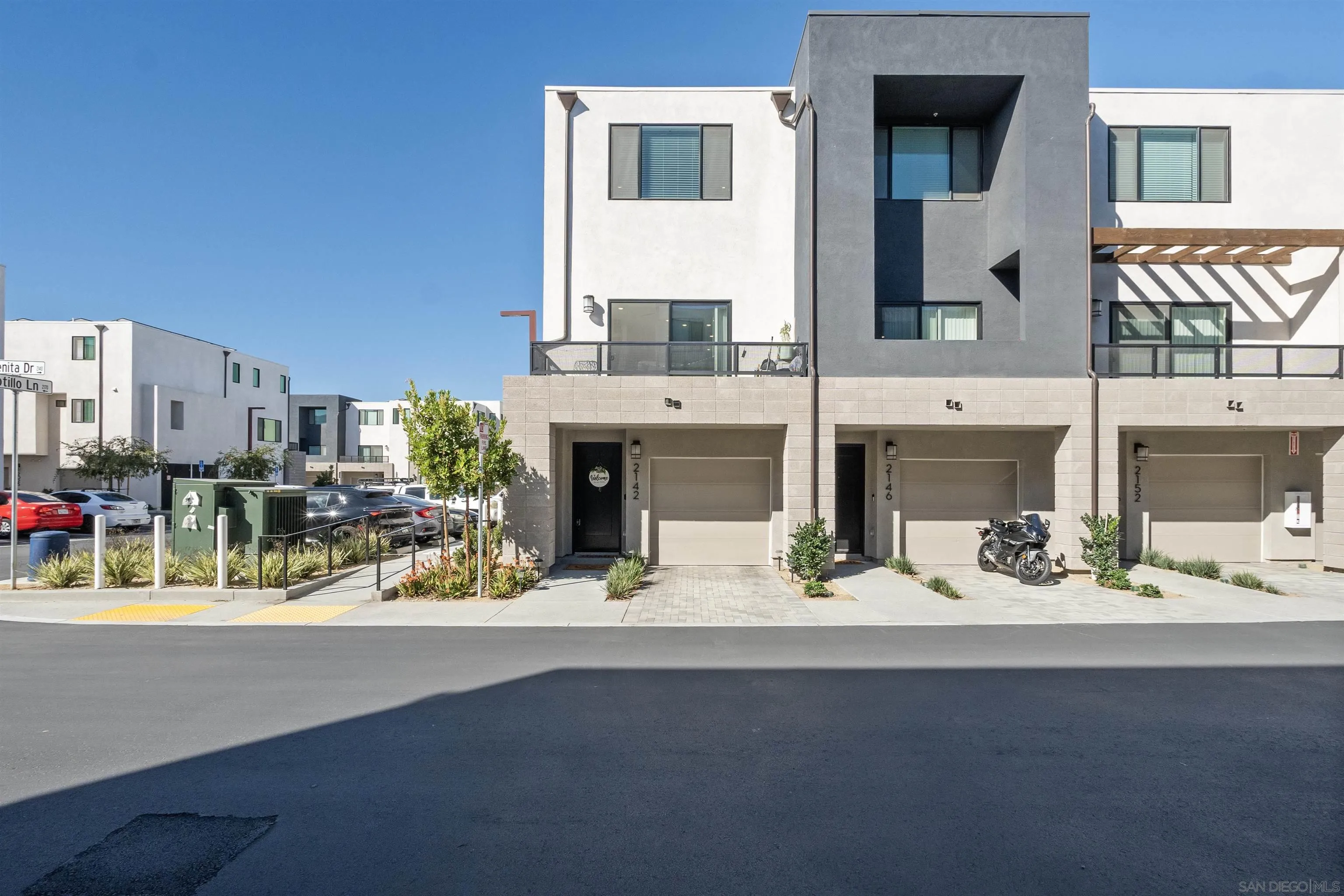 https://cdn.realtyfeed.com/cdn/127/260003854/7f58208a87143720697cc1bc2eccd12c.webp