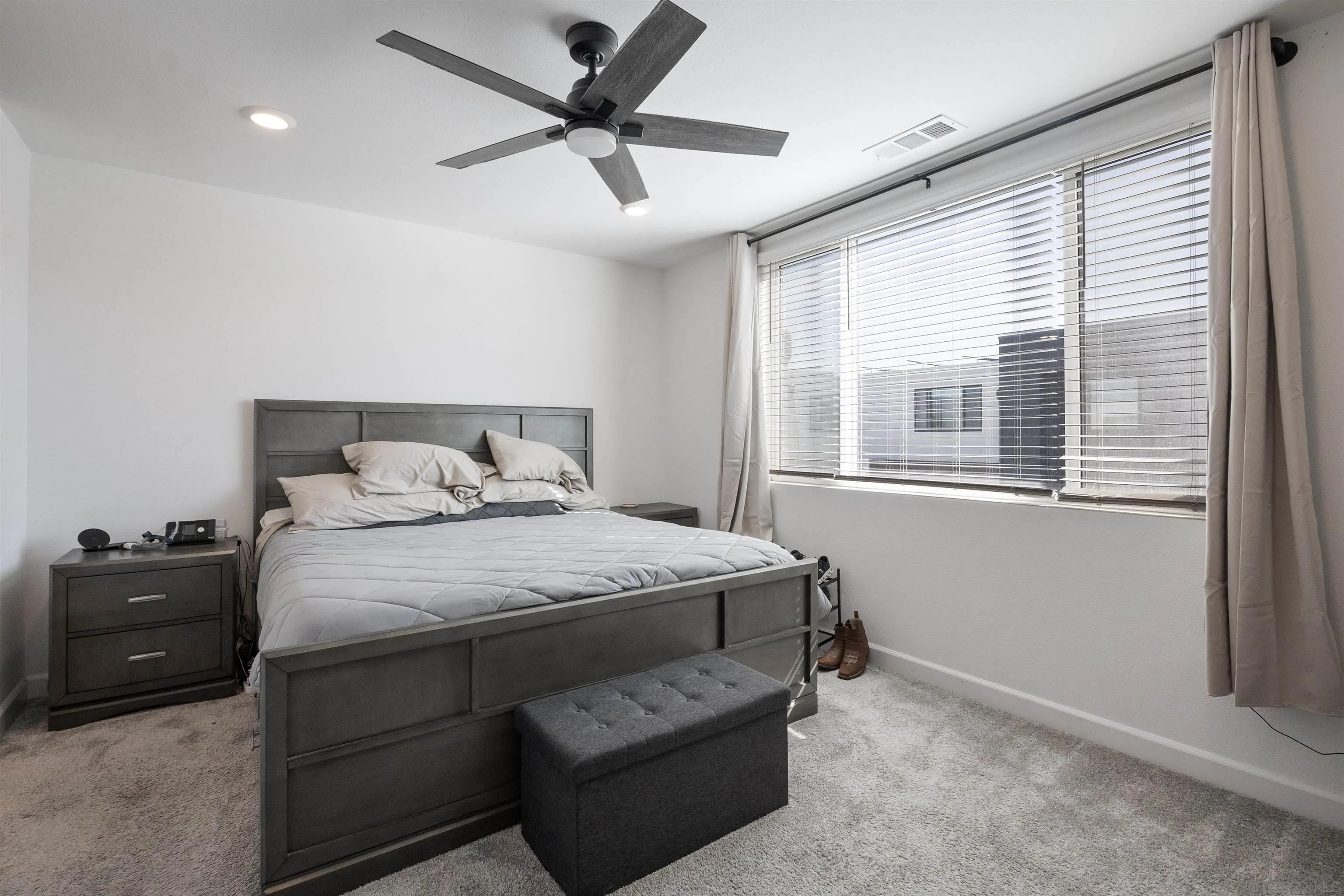https://cdn.realtyfeed.com/cdn/127/260003854/9509809621711db51cbf8f6b376d7323.webp