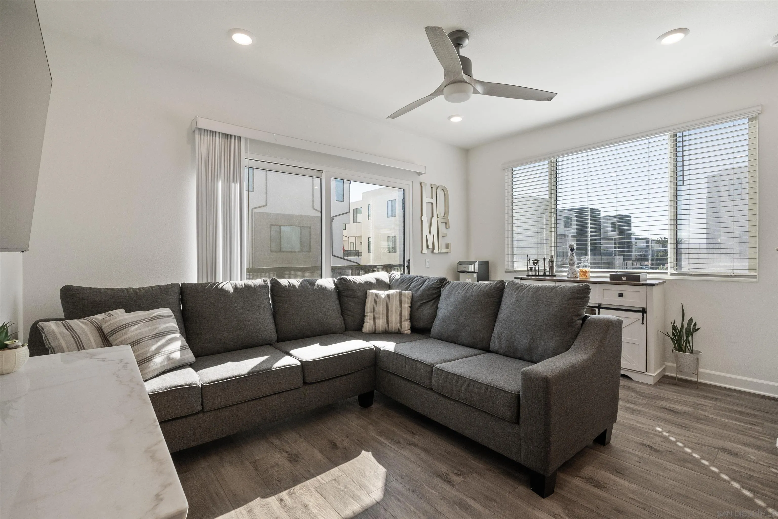 https://cdn.realtyfeed.com/cdn/127/260003854/bc81cfc4f562bb92a3a3daa9510730ec.webp