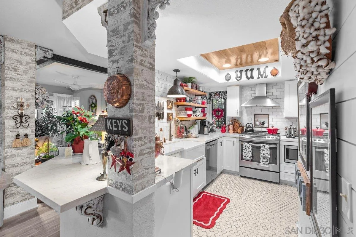 https://cdn.realtyfeed.com/cdn/127/260003855/b0bf0c10cb38a79392cbf9d2798de23f.webp