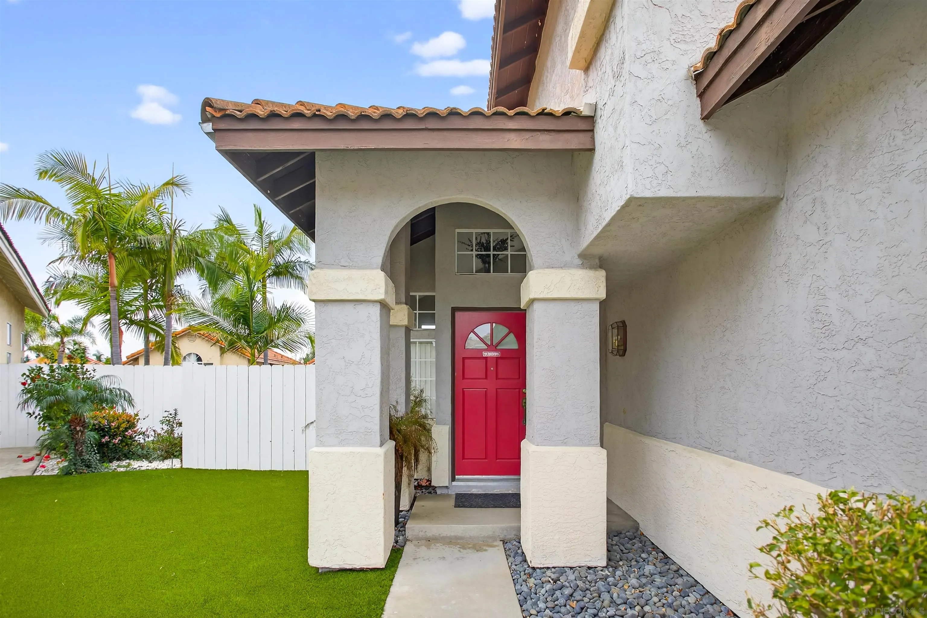 https://cdn.realtyfeed.com/cdn/127/260003857/e84d5a8656978c86dc14bd5b70507349.webp