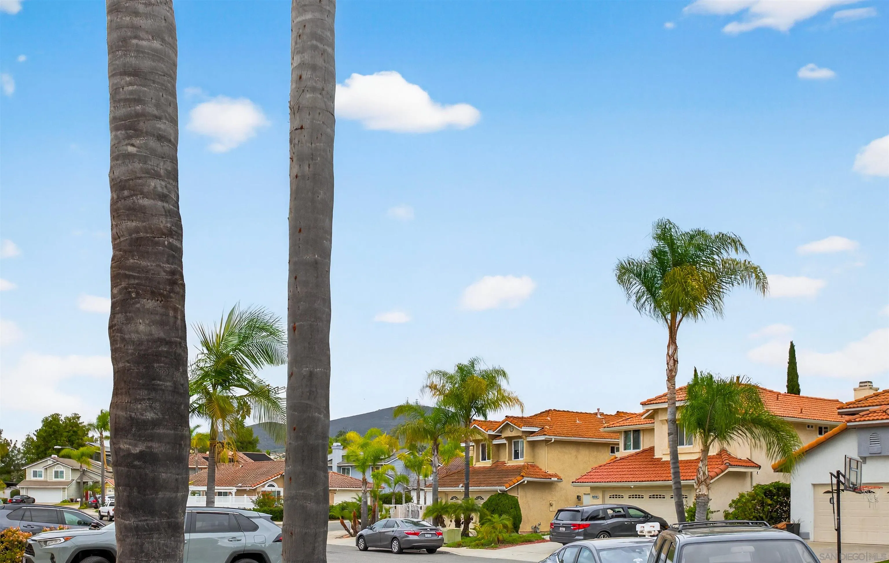 https://cdn.realtyfeed.com/cdn/127/260003857/f6977a8e4008db9b3af78e2bc4853431.webp