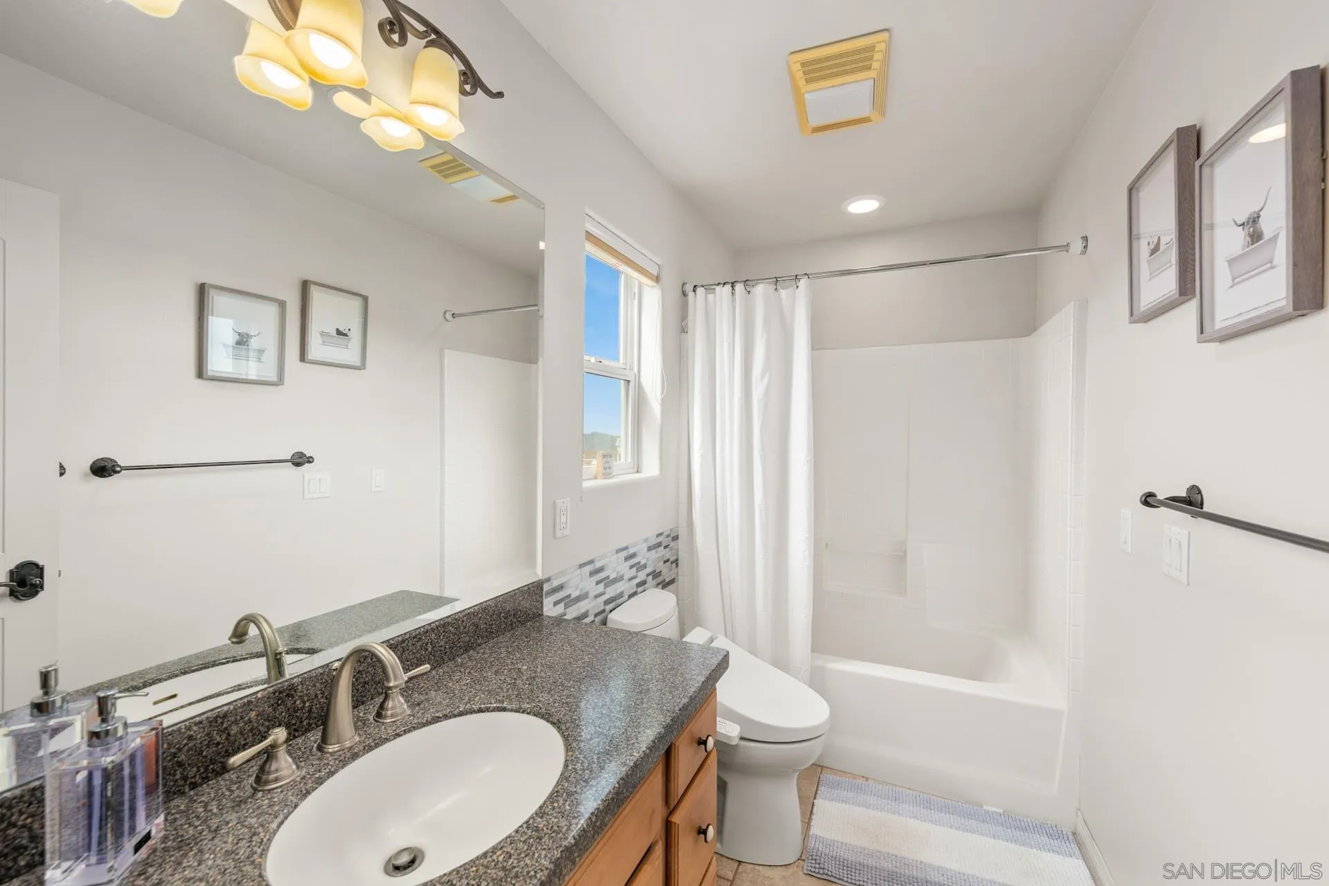 https://cdn.realtyfeed.com/cdn/127/260003861/30145c4c1b8fcaee5d75d4709f26ba11.webp