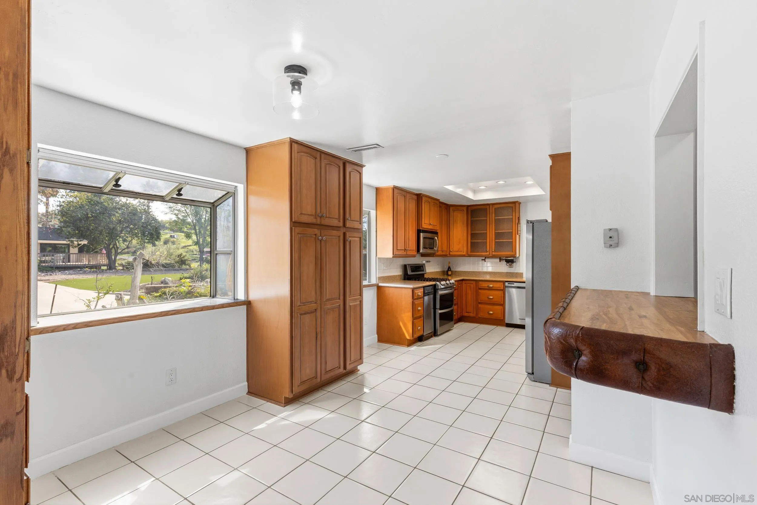 https://cdn.realtyfeed.com/cdn/127/260003865/84c6da50b0495e9b679101cea0c67fcb.webp