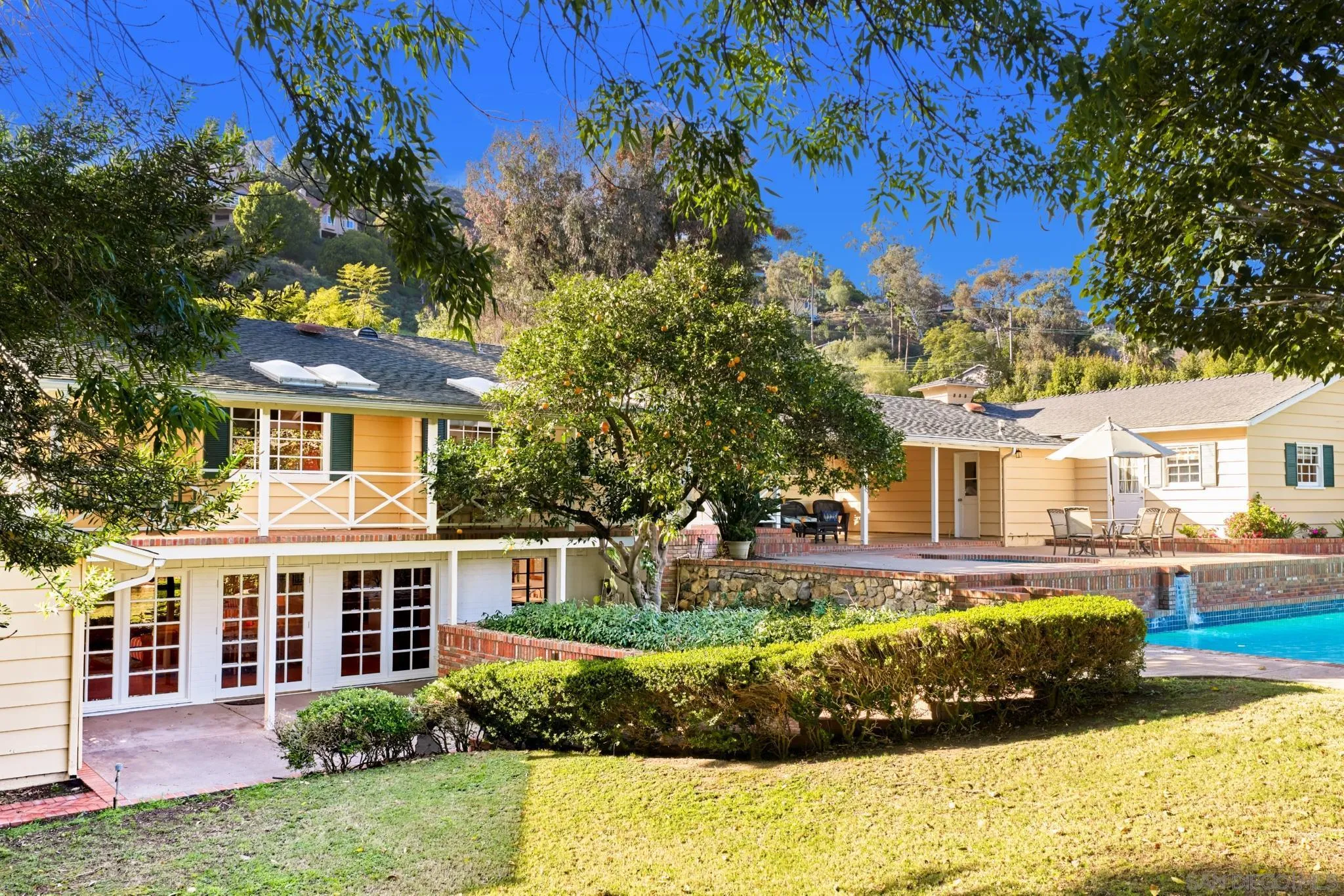 https://cdn.realtyfeed.com/cdn/127/260003870/975e44c34aed1443699b4b6148770555.webp