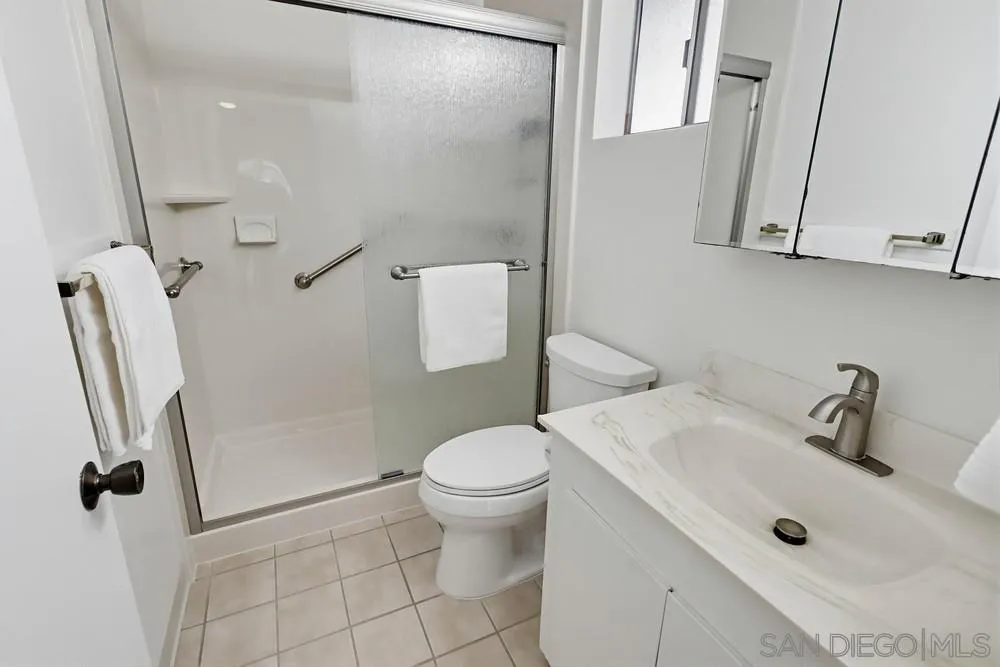 Photo #22: 260003873 Listing: Photo #22