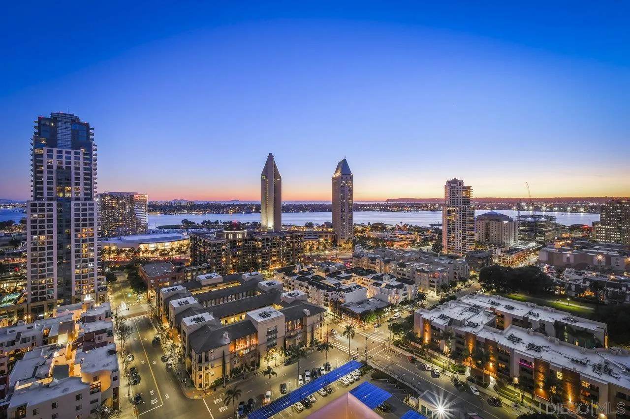 https://cdn.realtyfeed.com/cdn/127/260003876/c286321611312a8831a8a3c348cf9019.webp