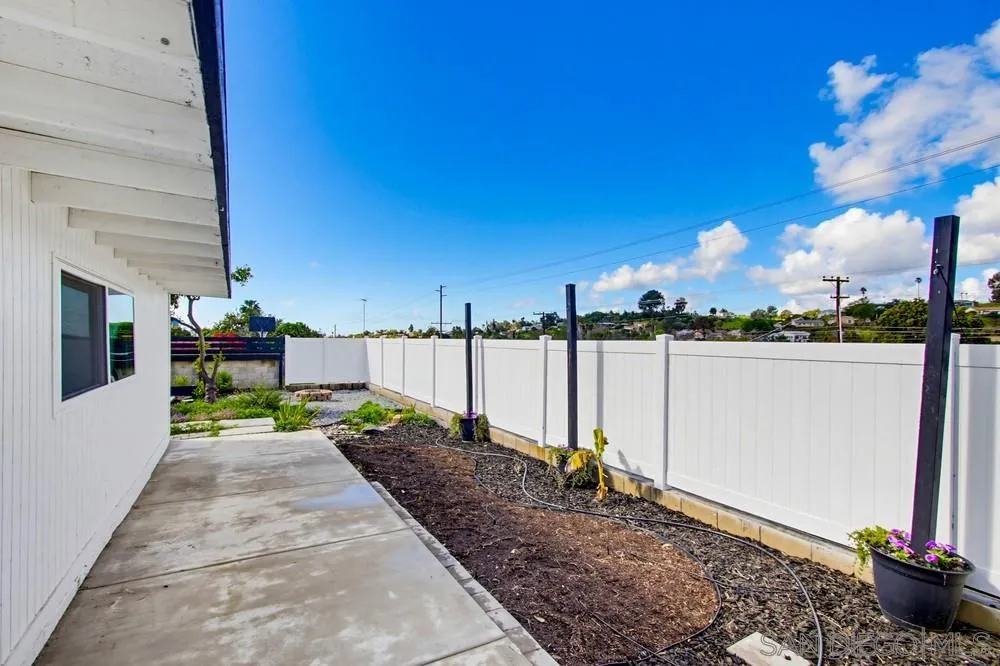 https://cdn.realtyfeed.com/cdn/127/260003879/d0c217571abac928c78f5330abca84c7.webp