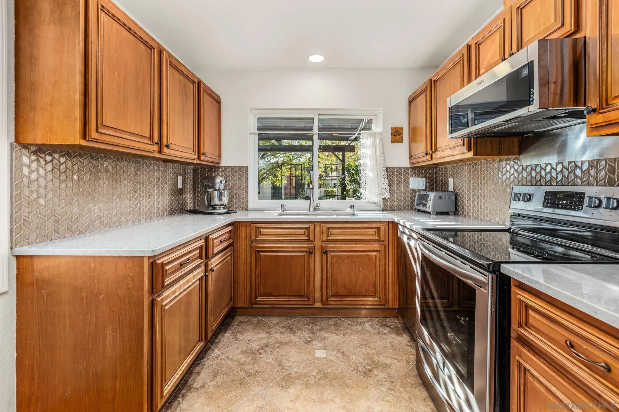 Photo #10: 260003880 Listing: Photo #10