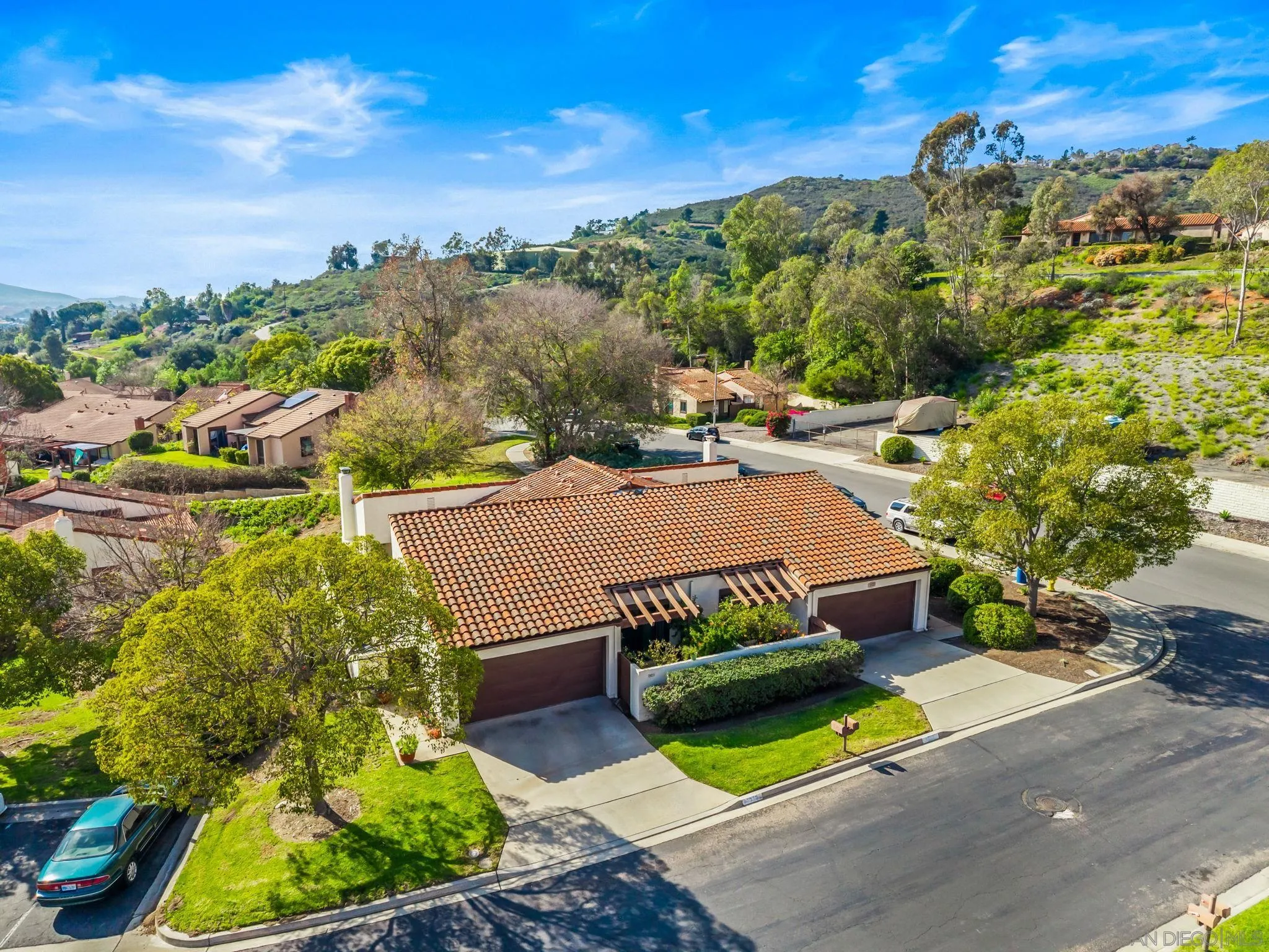 Photo #5: 260003880 Listing: Photo #5