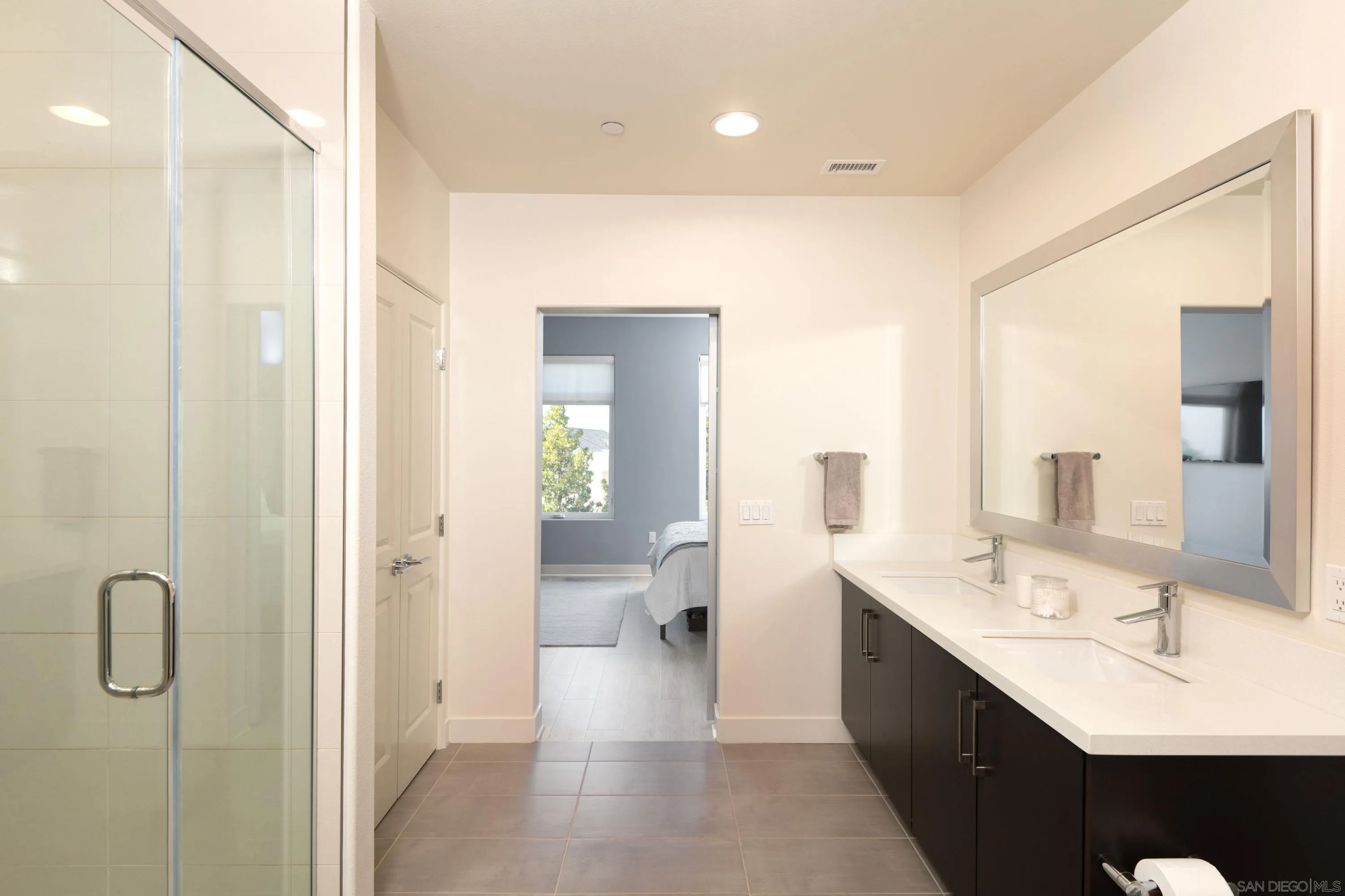 Photo #15: 260003889 Listing: Photo #15