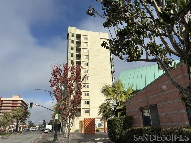 Photo #1: 260003891 Listing: Photo #1