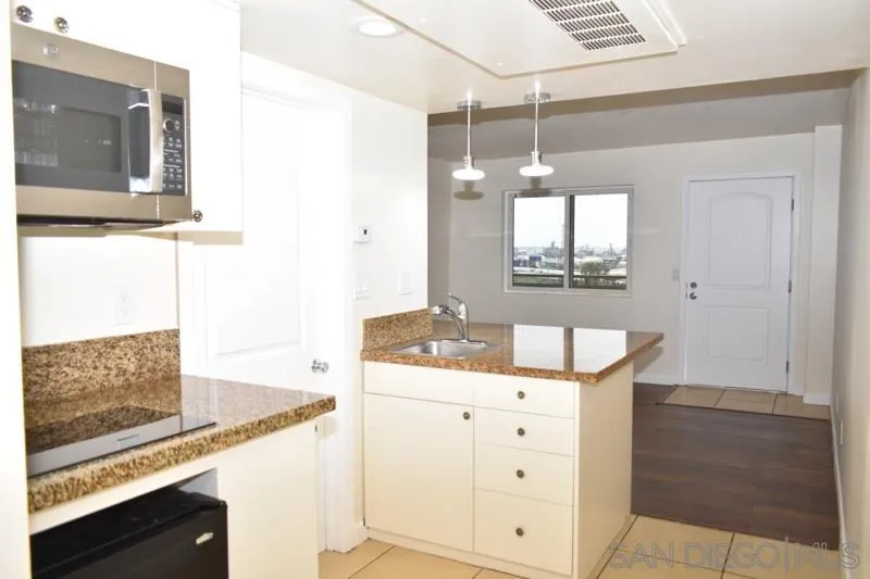 Photo #6: 260003891 Listing: Photo #6