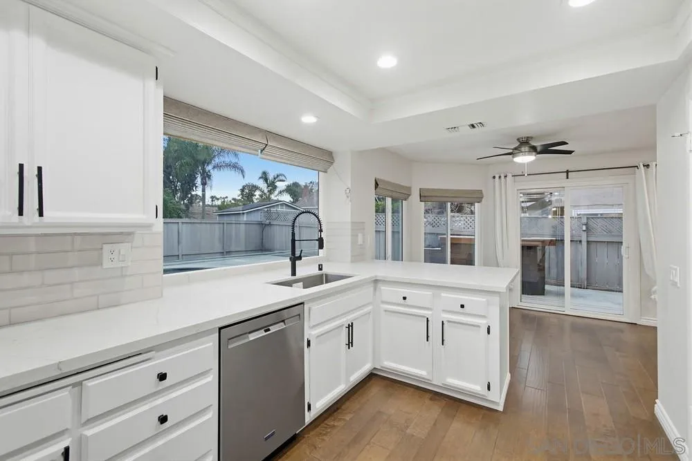 https://cdn.realtyfeed.com/cdn/127/260003892/7f72921c97a8253744a4536374a4492d.webp