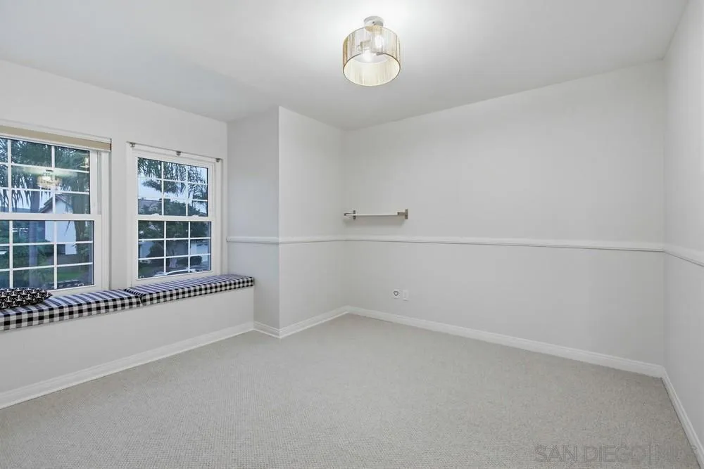 https://cdn.realtyfeed.com/cdn/127/260003892/e915c81416b8234529e1bdc02f492674.webp