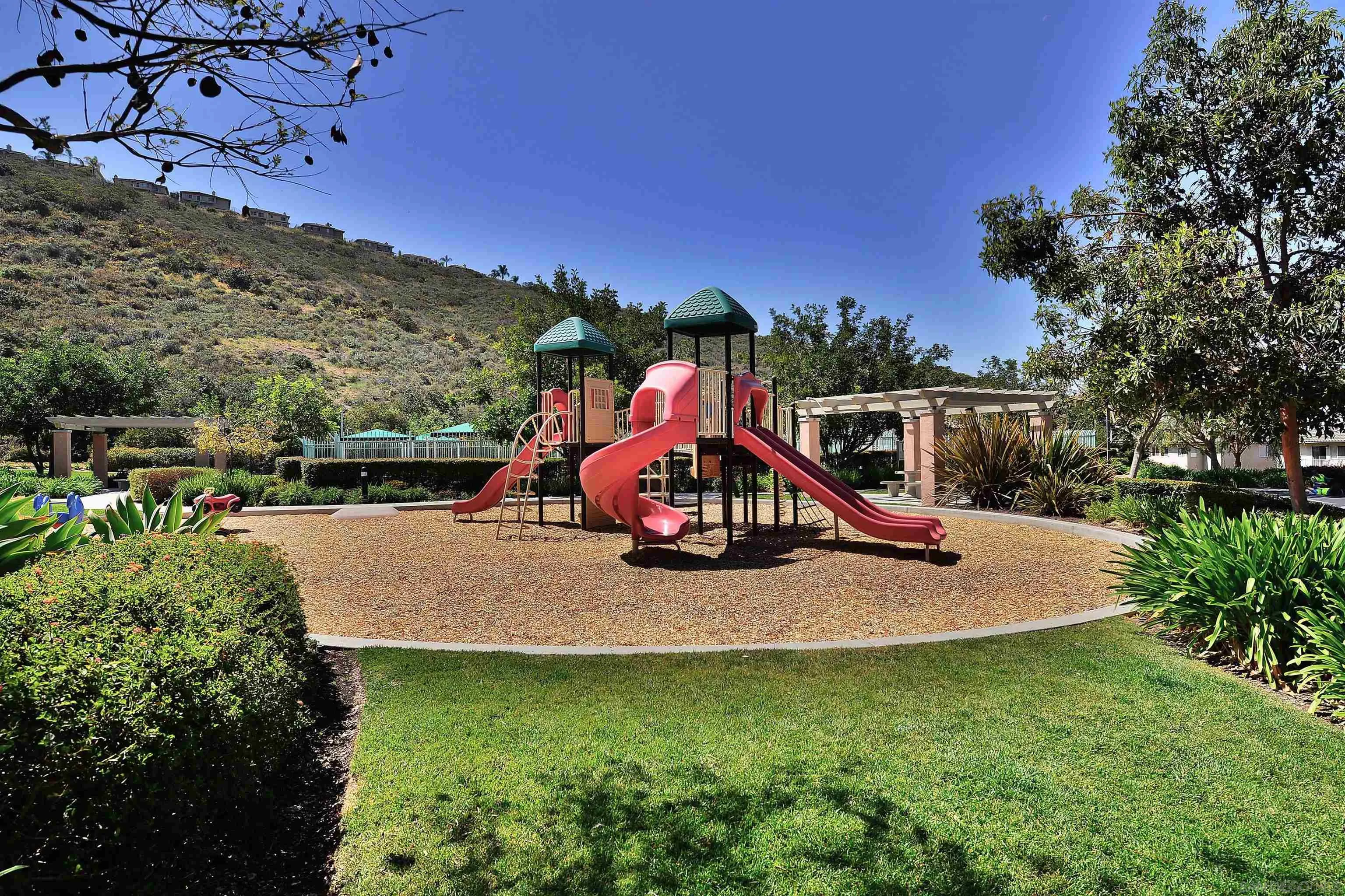 https://cdn.realtyfeed.com/cdn/127/260003893/d5d9ac7ee489924964c1509d48b51423.webp