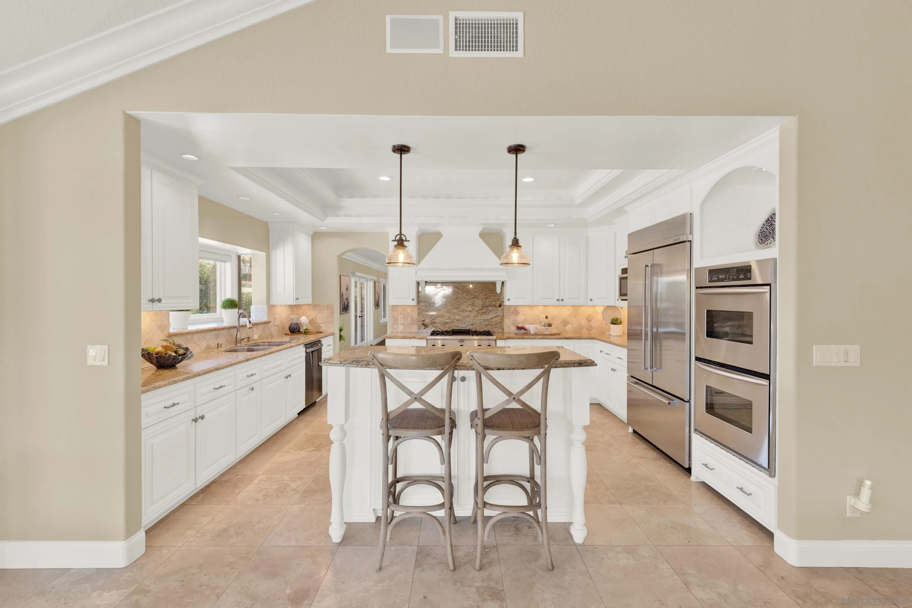 https://cdn.realtyfeed.com/cdn/127/260003894/398e0b9e3afc6e62a466dff3aa137317.webp