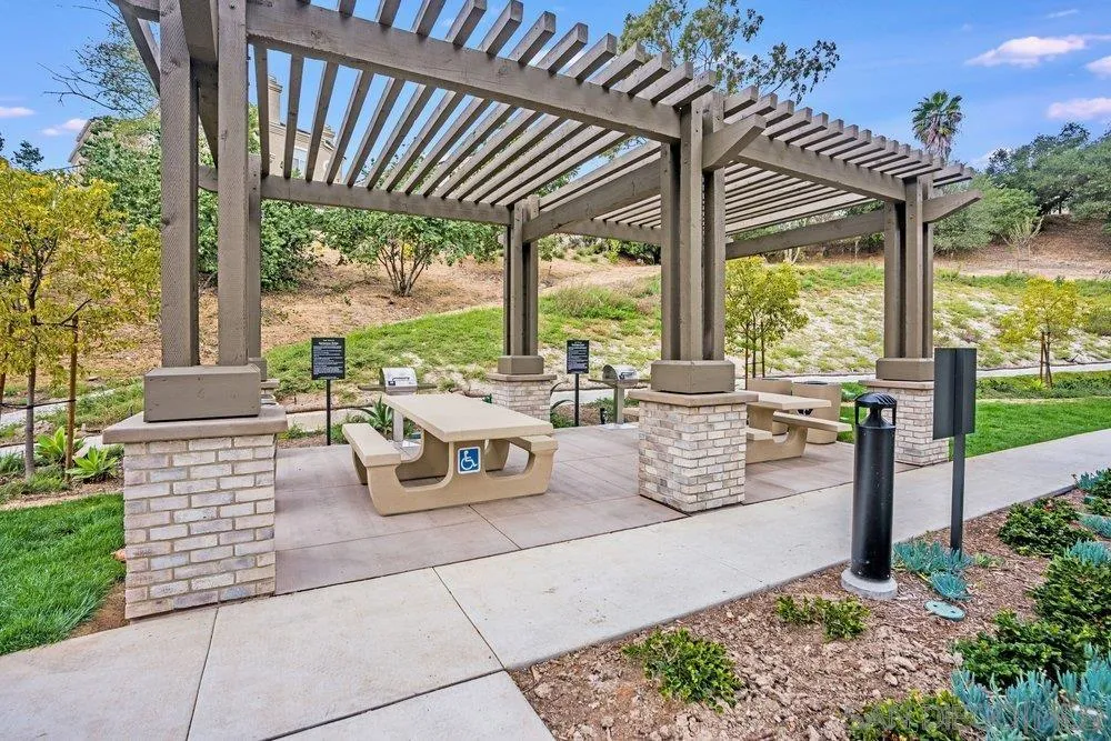 Photo #15: 260003895 Listing: Photo #15