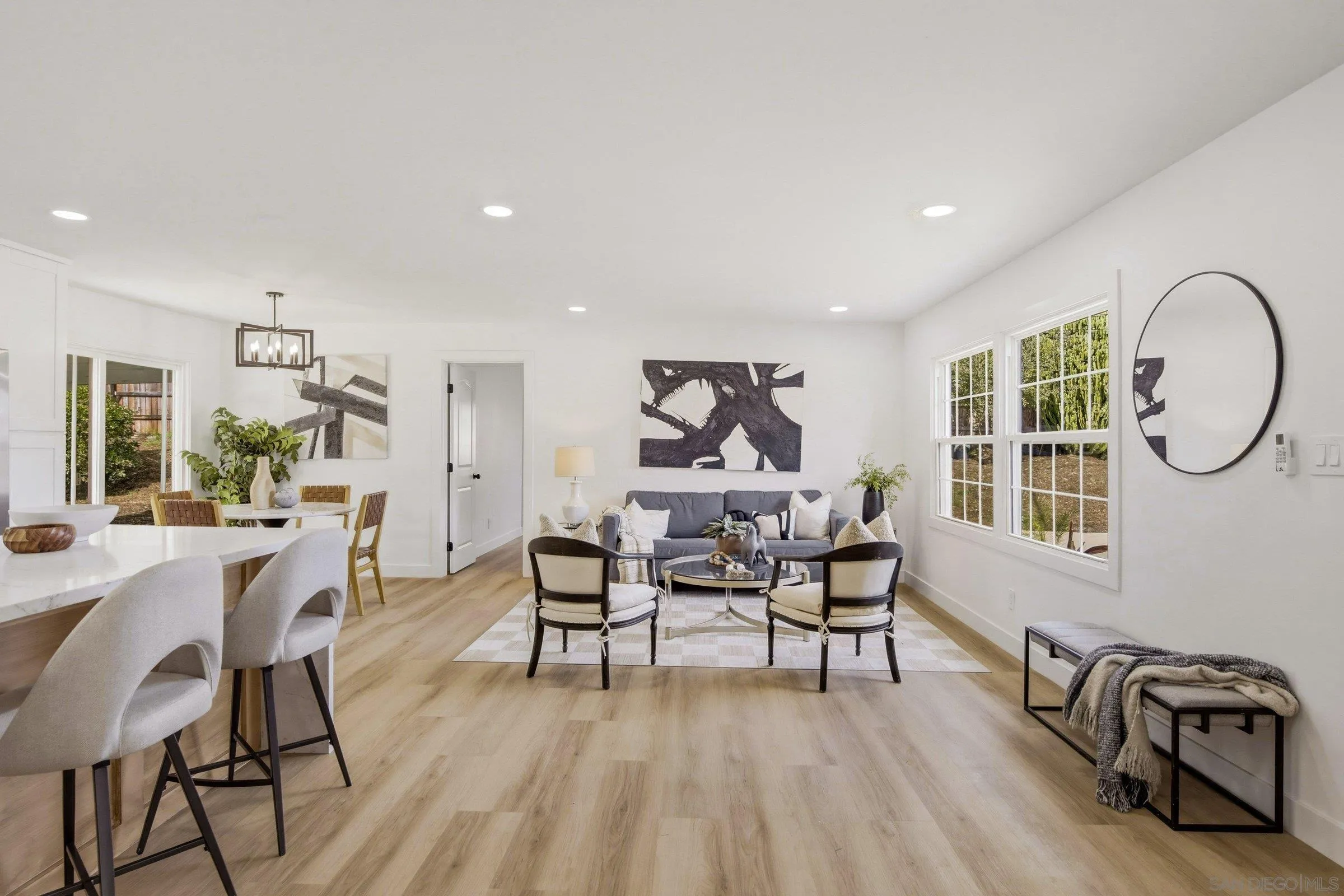 https://cdn.realtyfeed.com/cdn/127/260003898/ac24bd2a7ee721b511996964b0278c07.webp