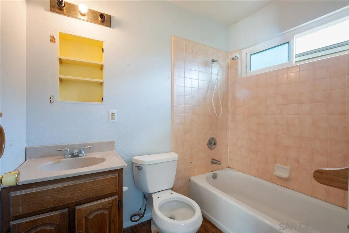 https://cdn.realtyfeed.com/cdn/127/260003899/30bd0c1c27d1129e8843b1b543d0b865.webp