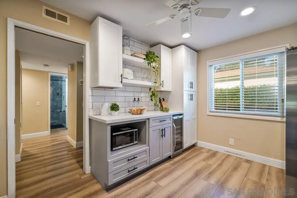 Photo #7: 260003900 Listing: Photo #7