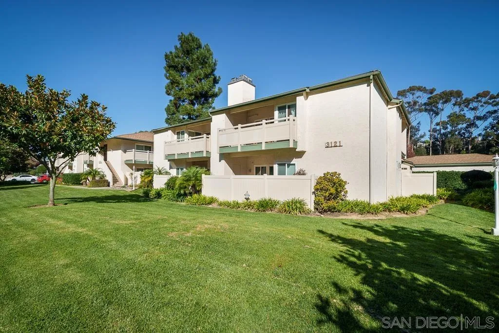 Photo #2: 260003900 Listing: Photo #2