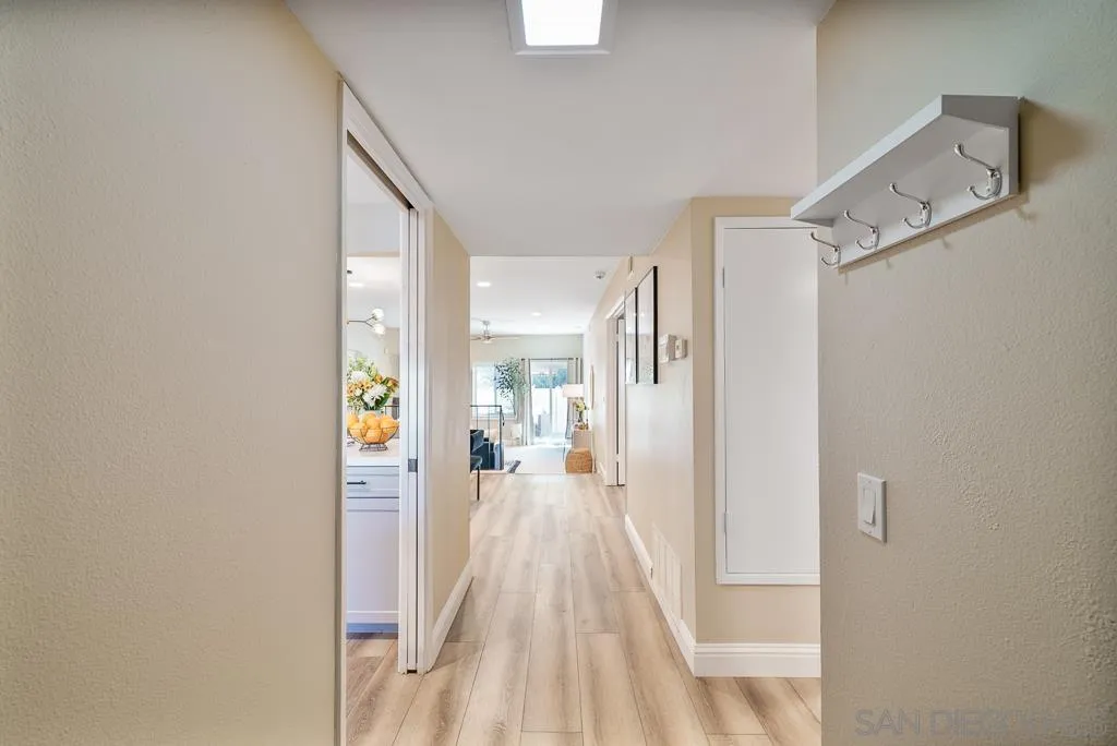 Photo #4: 260003900 Listing: Photo #4