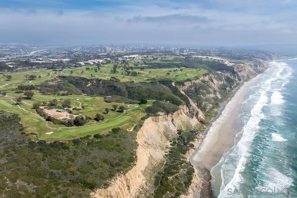 Photo #56: 260003900 Listing: Photo #56