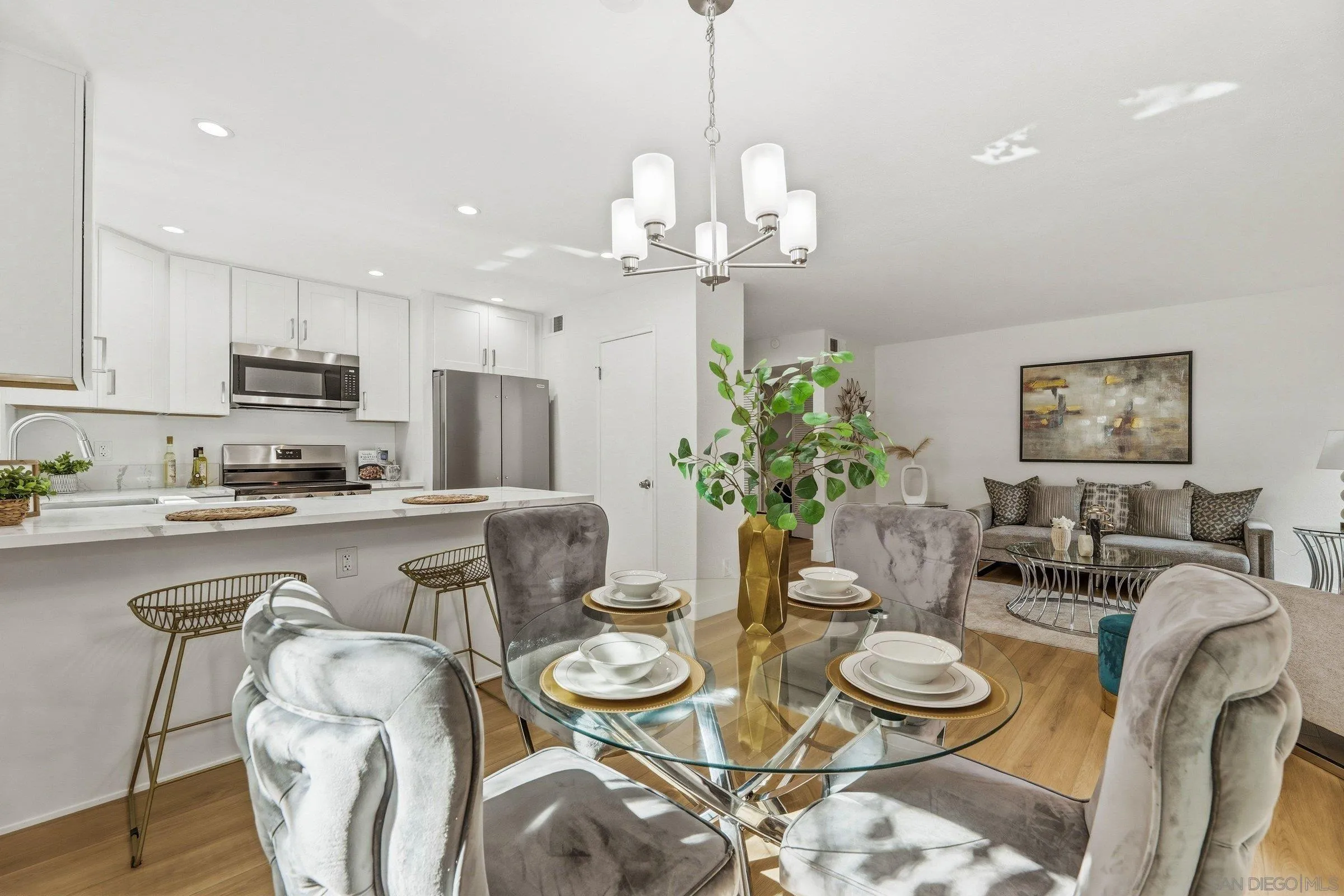 Photo #10: 260003901 Listing: Photo #10