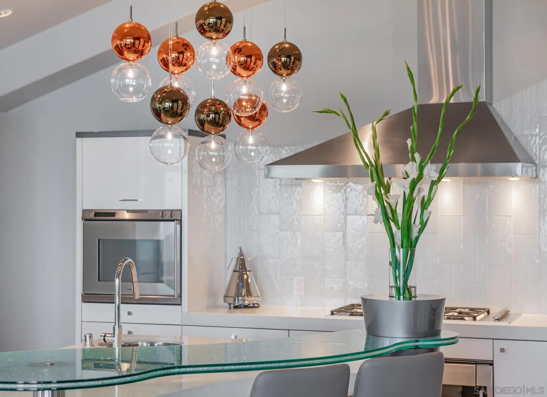 https://cdn.realtyfeed.com/cdn/127/260003904/276eeb9a0d1b1d64f5cc87b0a4576240.webp