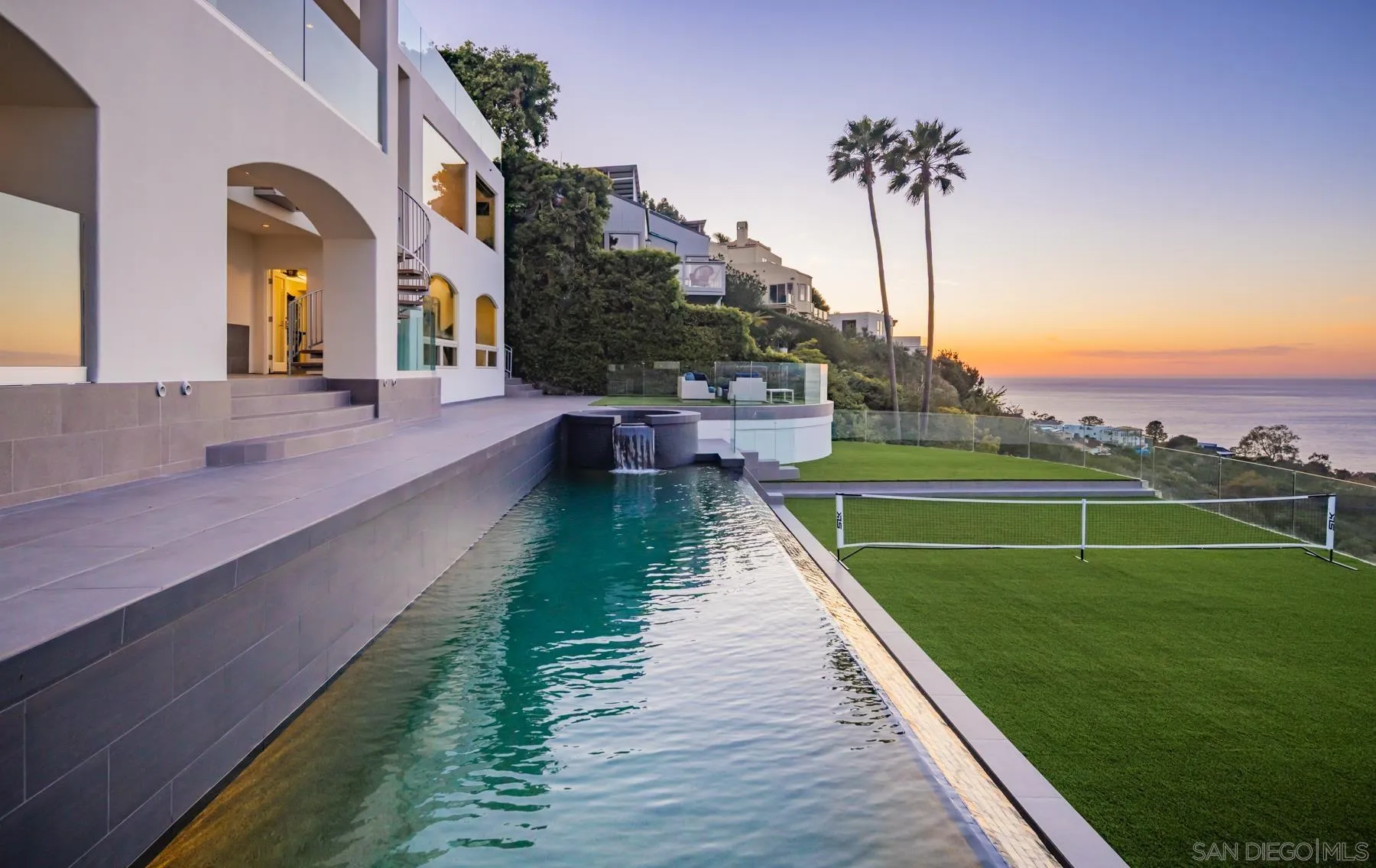 https://cdn.realtyfeed.com/cdn/127/260003904/9469d87065aa81adc3f27833232fb756.webp