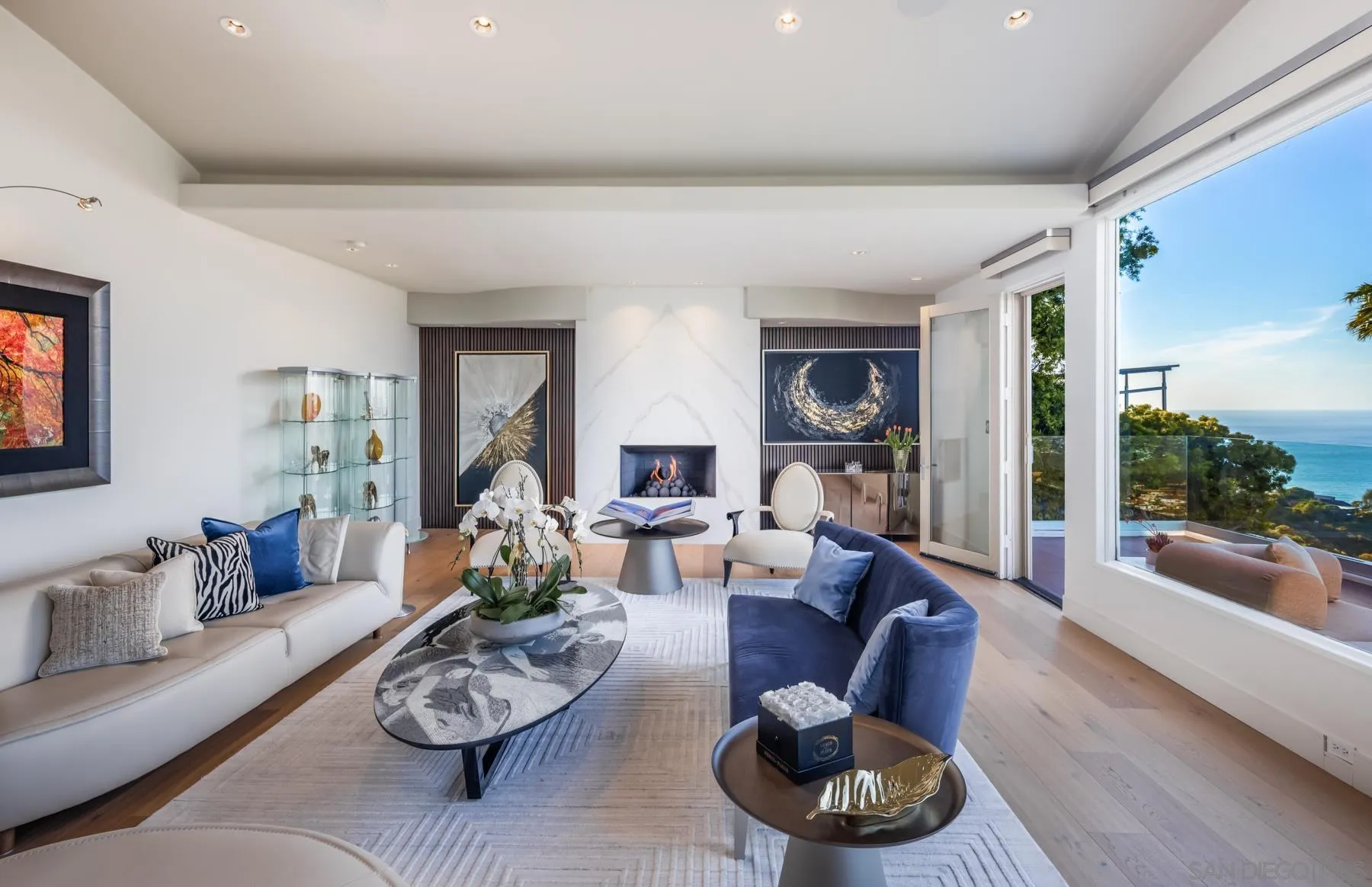 https://cdn.realtyfeed.com/cdn/127/260003904/c5a7b4b86d0b8945a5d432bef7783041.webp