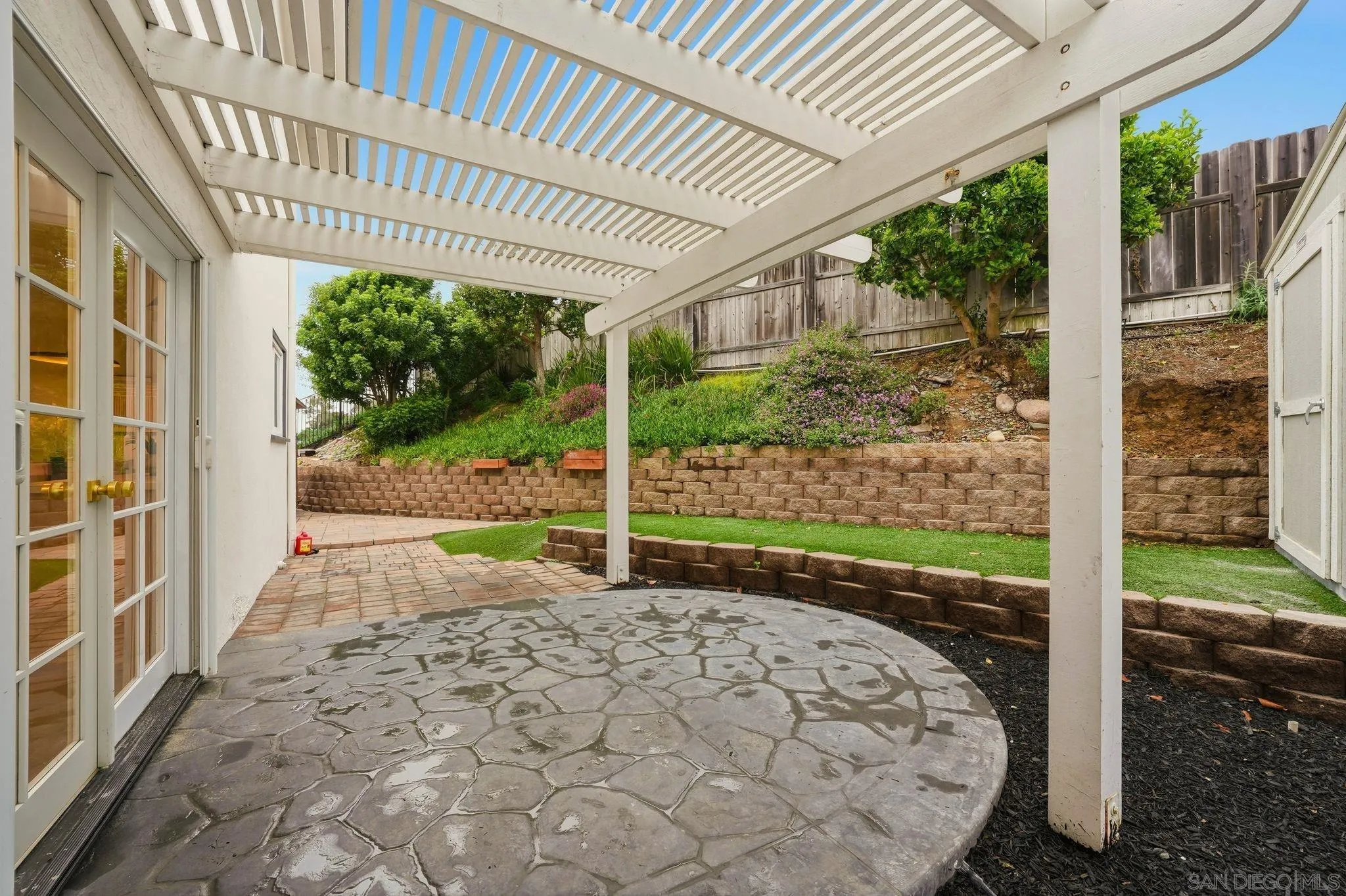 https://cdn.realtyfeed.com/cdn/127/260003906/02a4fe84c4696a2755887500d44a8af0.webp