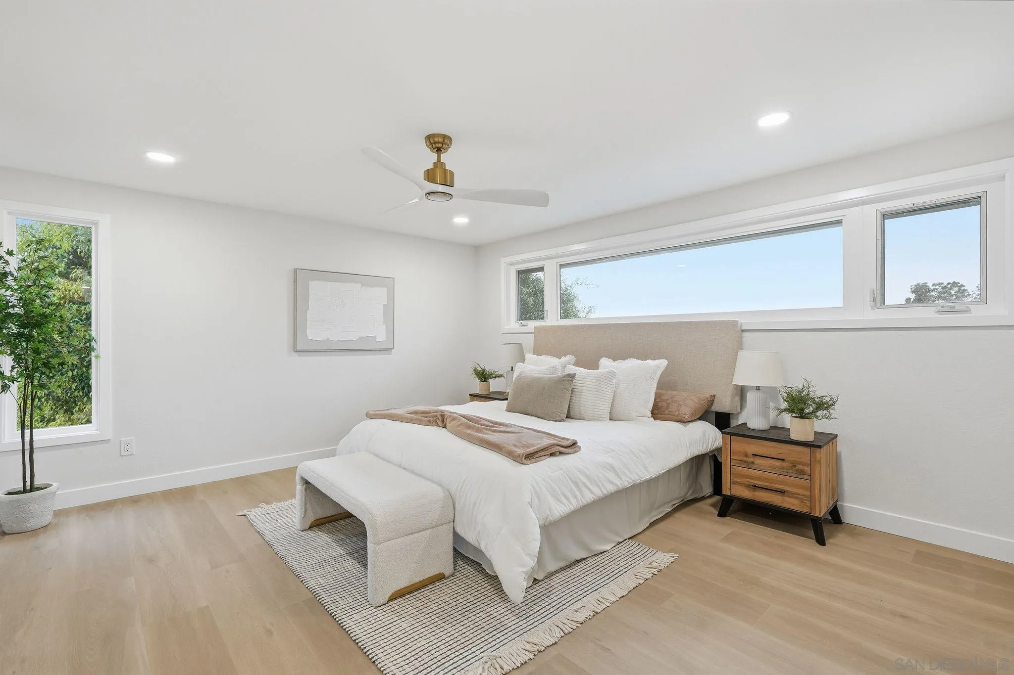 https://cdn.realtyfeed.com/cdn/127/260003906/2bb946583680af21f39eb90f8dd18b9d.webp