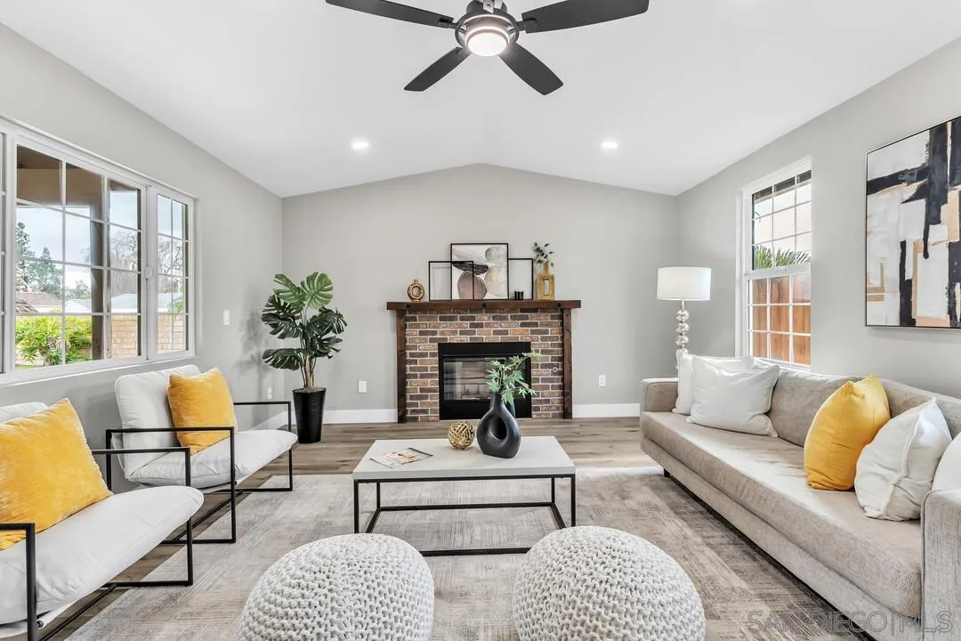 https://cdn.realtyfeed.com/cdn/127/260003909/34a939e80adef3ad4161d0eb816b34b1.webp