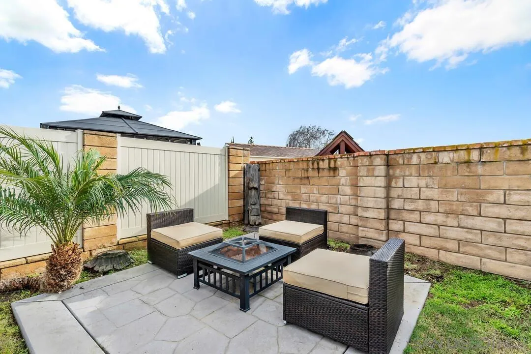 https://cdn.realtyfeed.com/cdn/127/260003909/5c872e30791184bc75f3f4abf873884b.webp