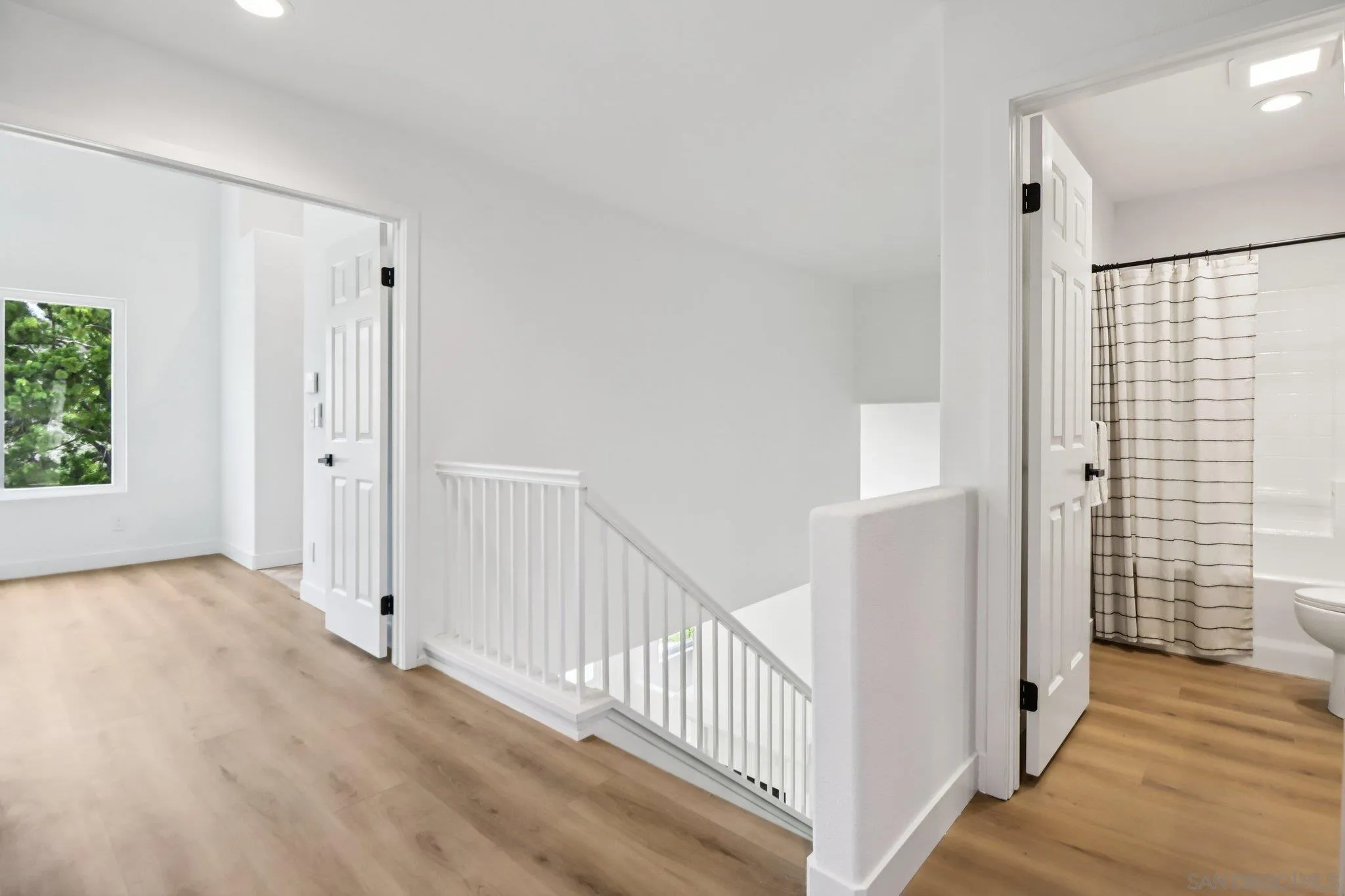 https://cdn.realtyfeed.com/cdn/127/260003915/4d2ab066a8e973c37241f07f568fdfe5.webp