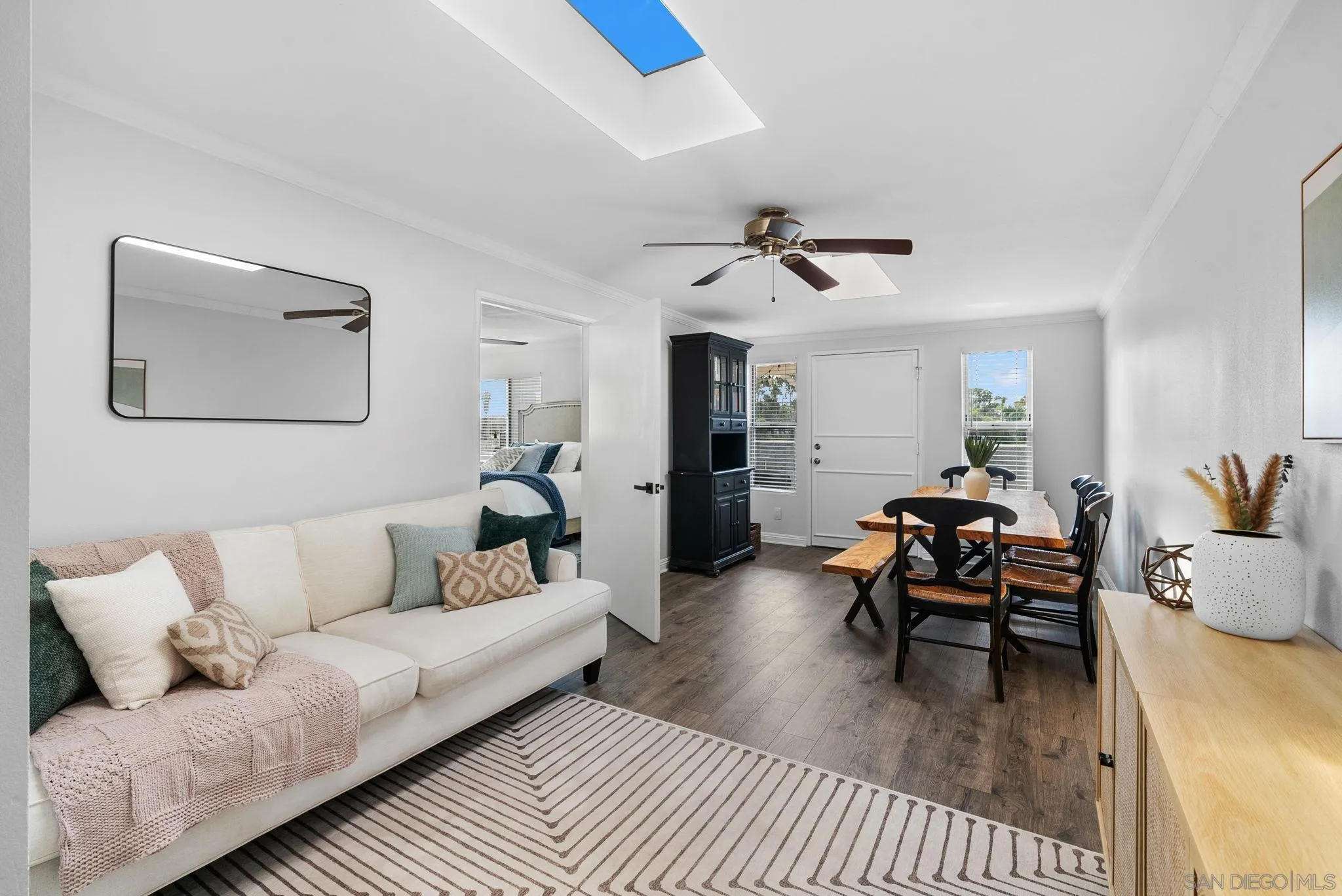 https://cdn.realtyfeed.com/cdn/127/260003917/b2f1ef2819750eab5a749249dd4e12a0.webp