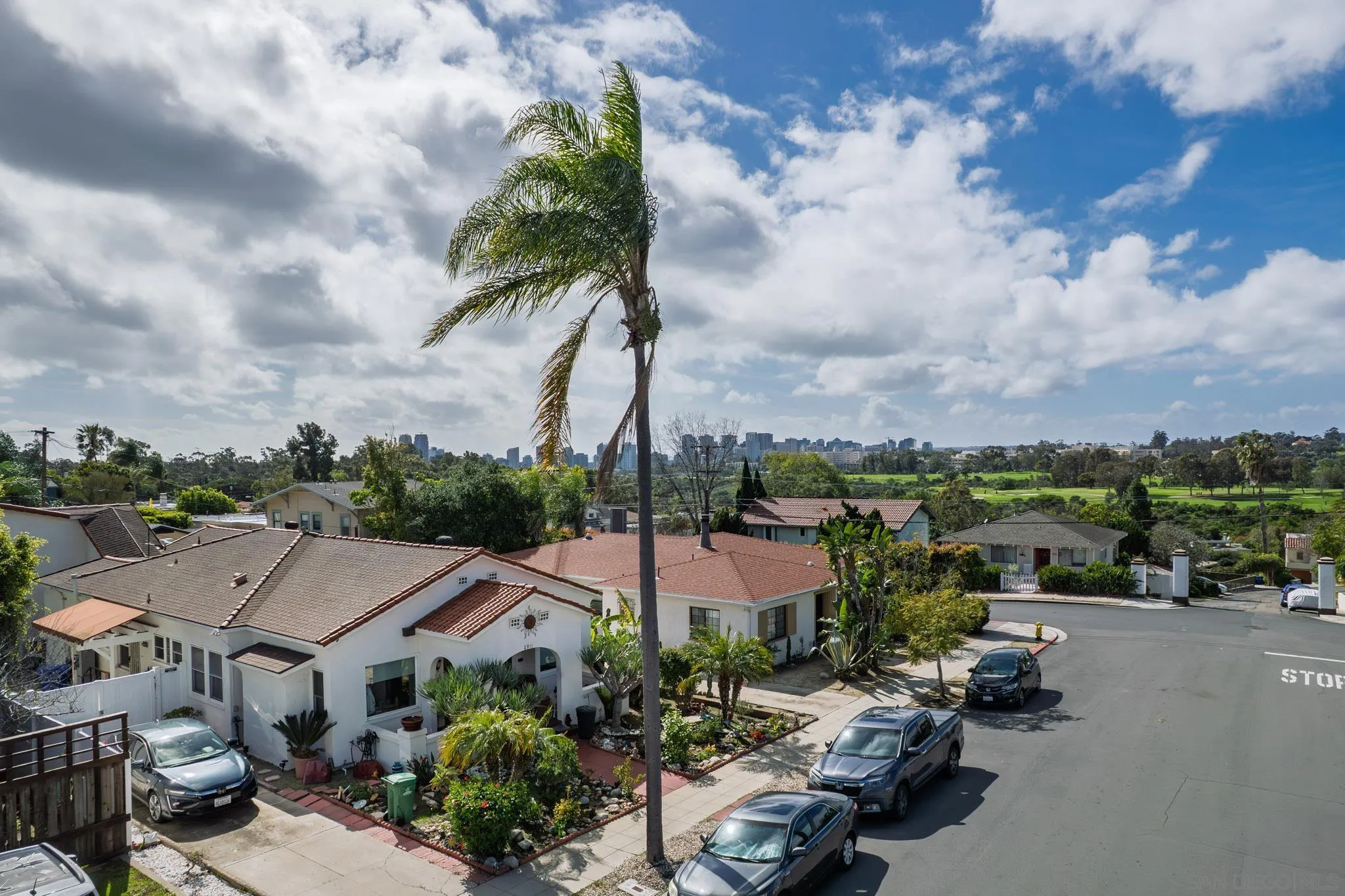 https://cdn.realtyfeed.com/cdn/127/260003925/3c85fa0582643063944c79c0880fa661.webp