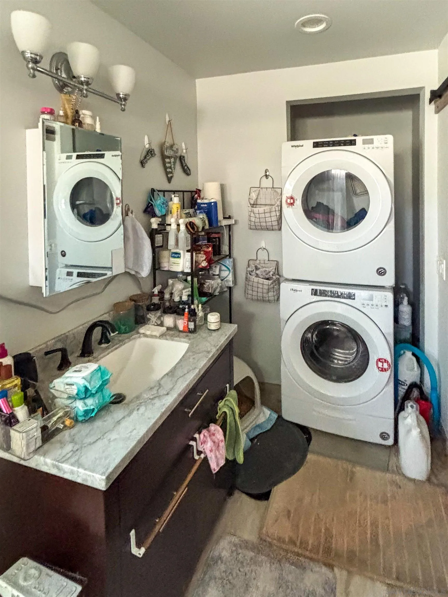https://cdn.realtyfeed.com/cdn/127/260003925/4695239035b175a1c3e68290dadeeb99.webp