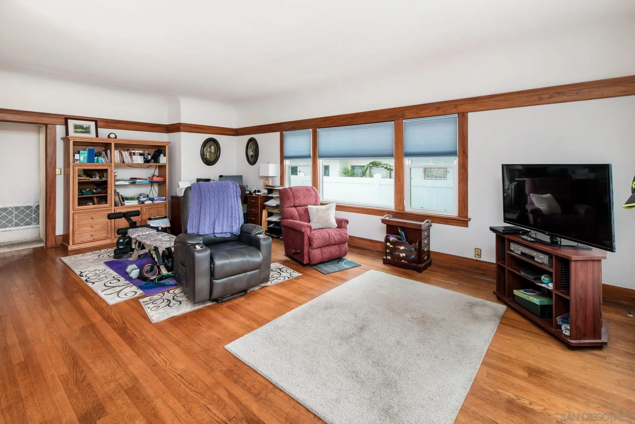 https://cdn.realtyfeed.com/cdn/127/260003925/5ee11491988a1182d355fc9db0d9135a.webp