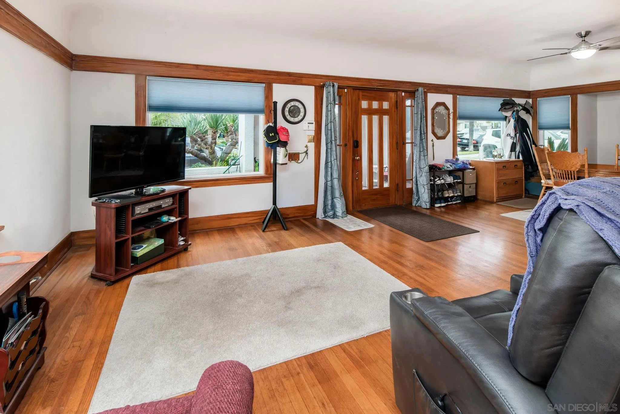 https://cdn.realtyfeed.com/cdn/127/260003925/78920f62b0caf2addf117da670160fa8.webp