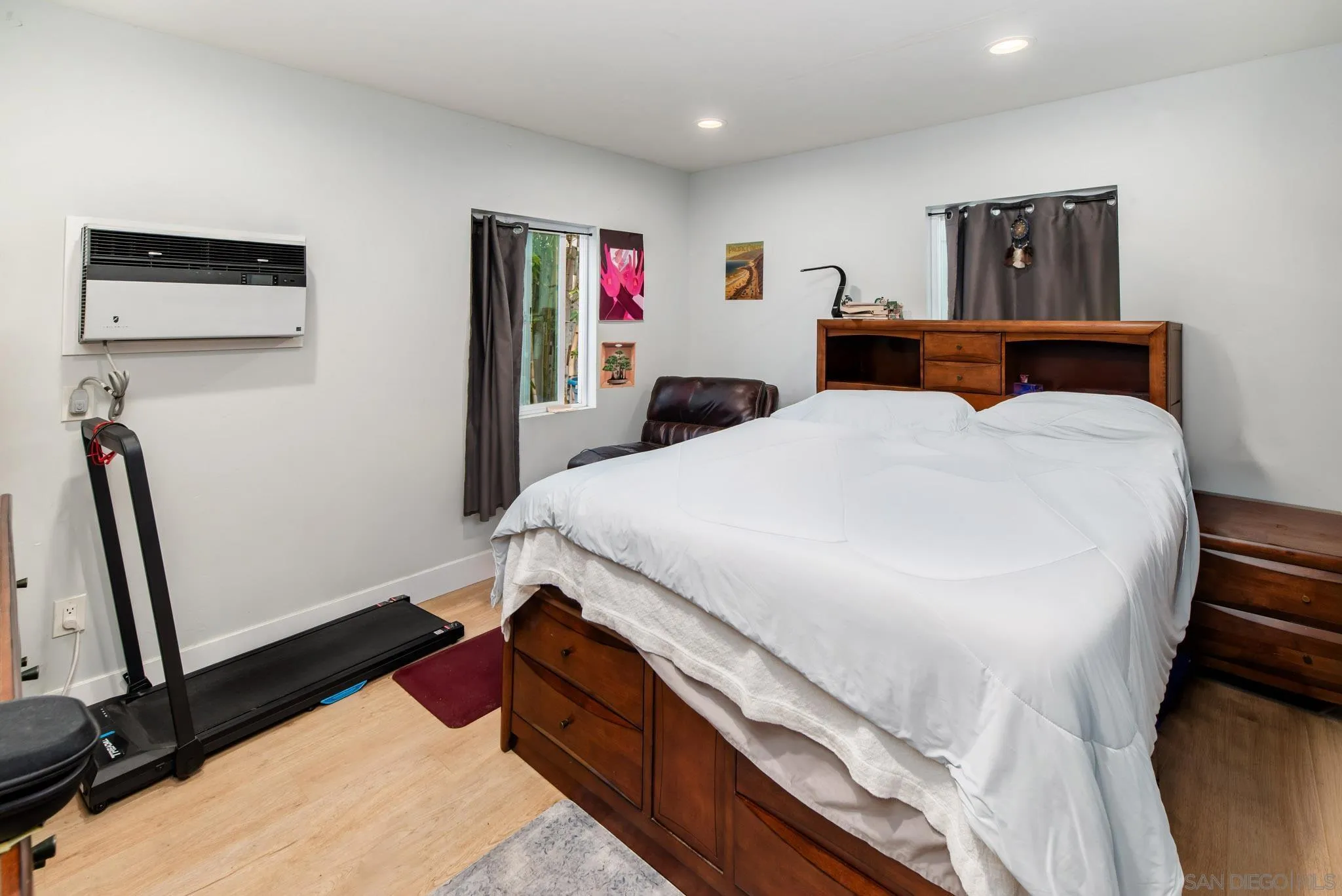 https://cdn.realtyfeed.com/cdn/127/260003925/a691d9da0b067b712b1c8a2219d51a5f.webp