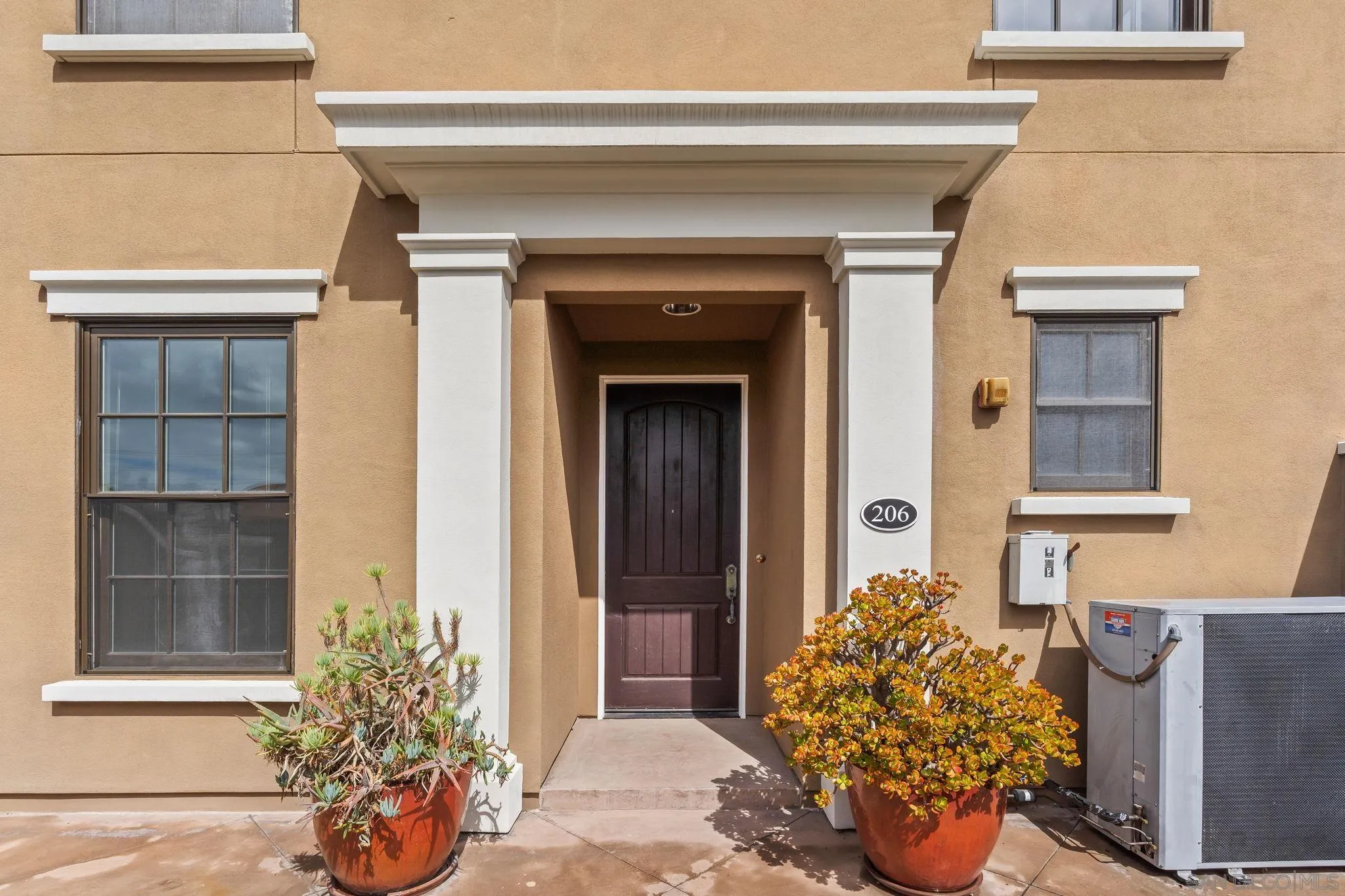 https://cdn.realtyfeed.com/cdn/127/260003927/20776f375c887dcda24c2a152420bd1d.webp